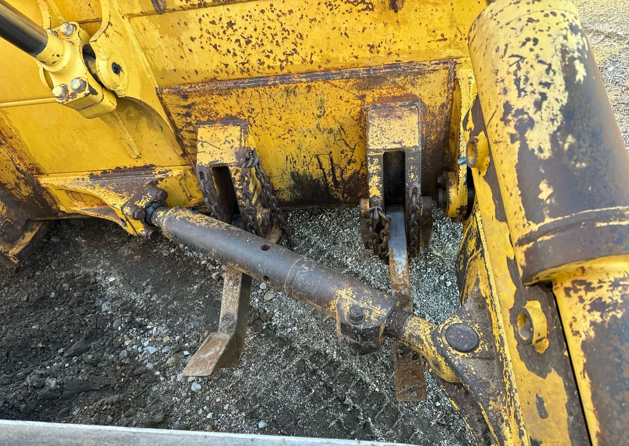 gallery 2013 Komatsu D65WX-17 dozer