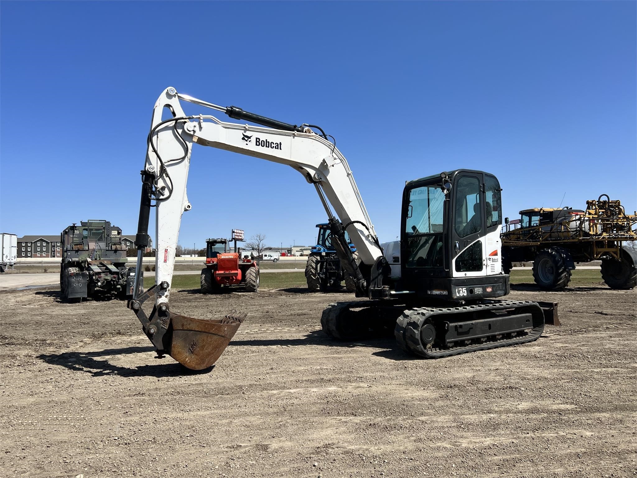 gallery 2016 BOBCAT E85  Mini Excavator