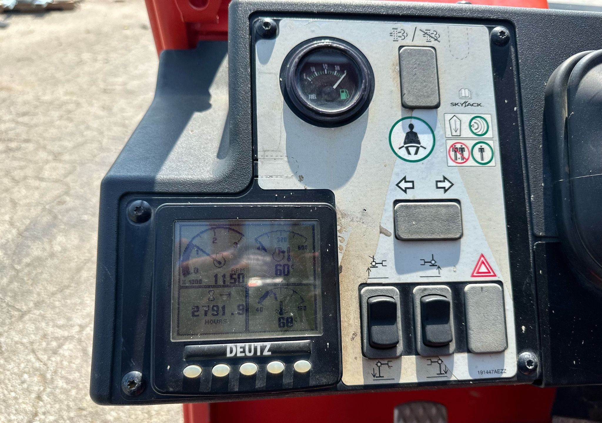 gallery 2018 Skyjack SJ1056 TH telehandler