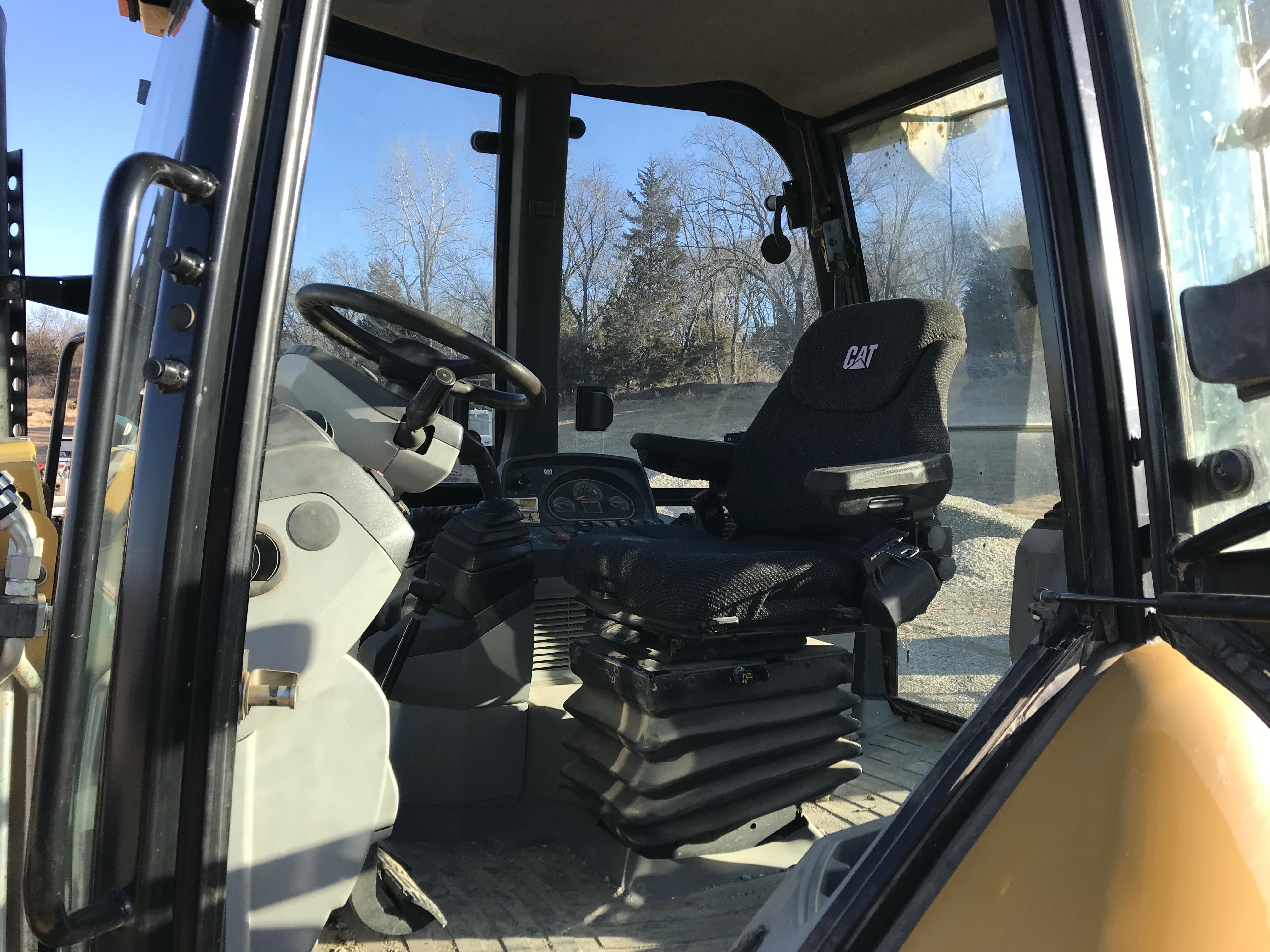 gallery 2013 Caterpillar 420F IT 4x4 Loader Backhoe