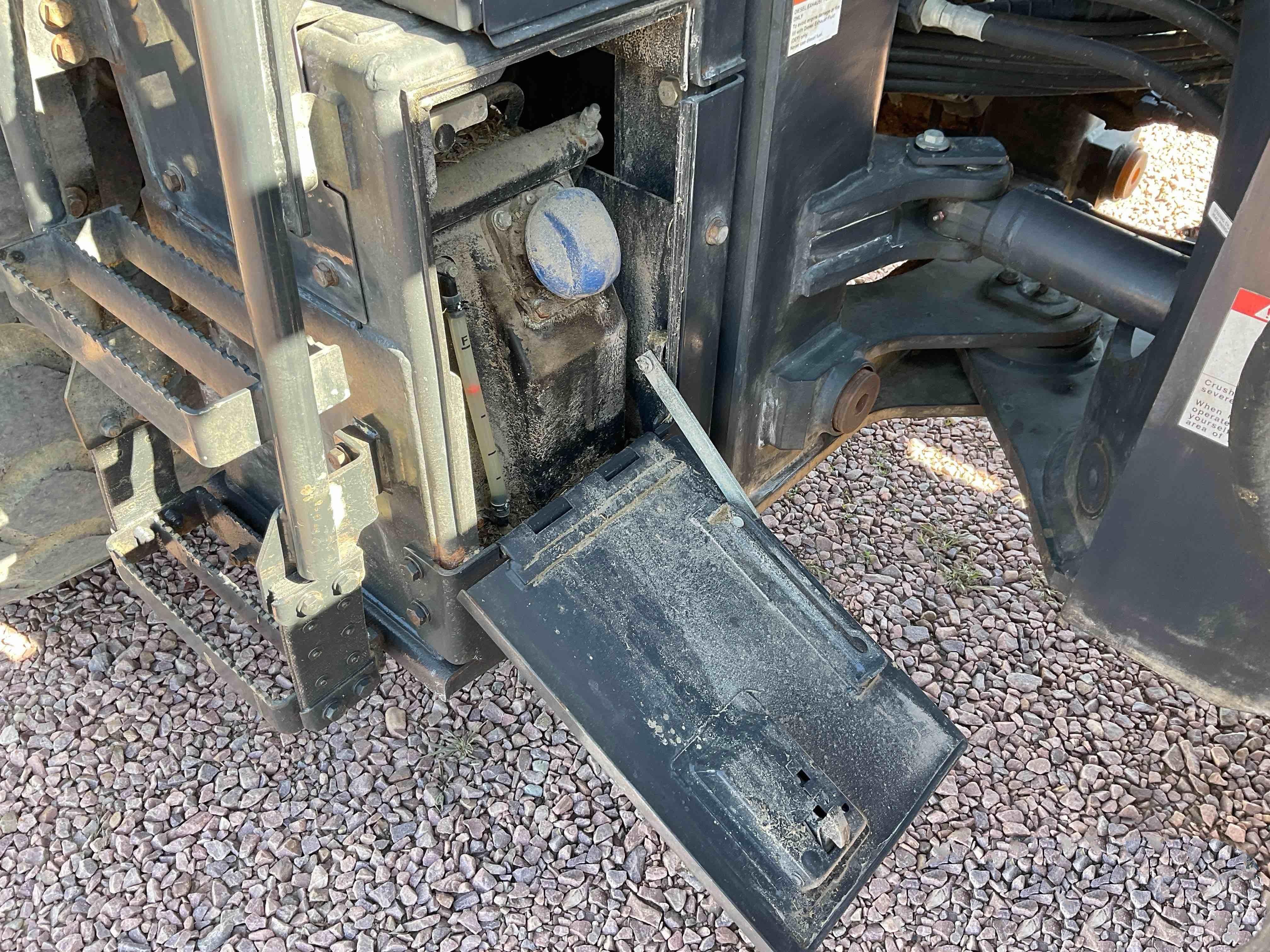 gallery 2019 Komatsu WA270-8 Wheel Loader