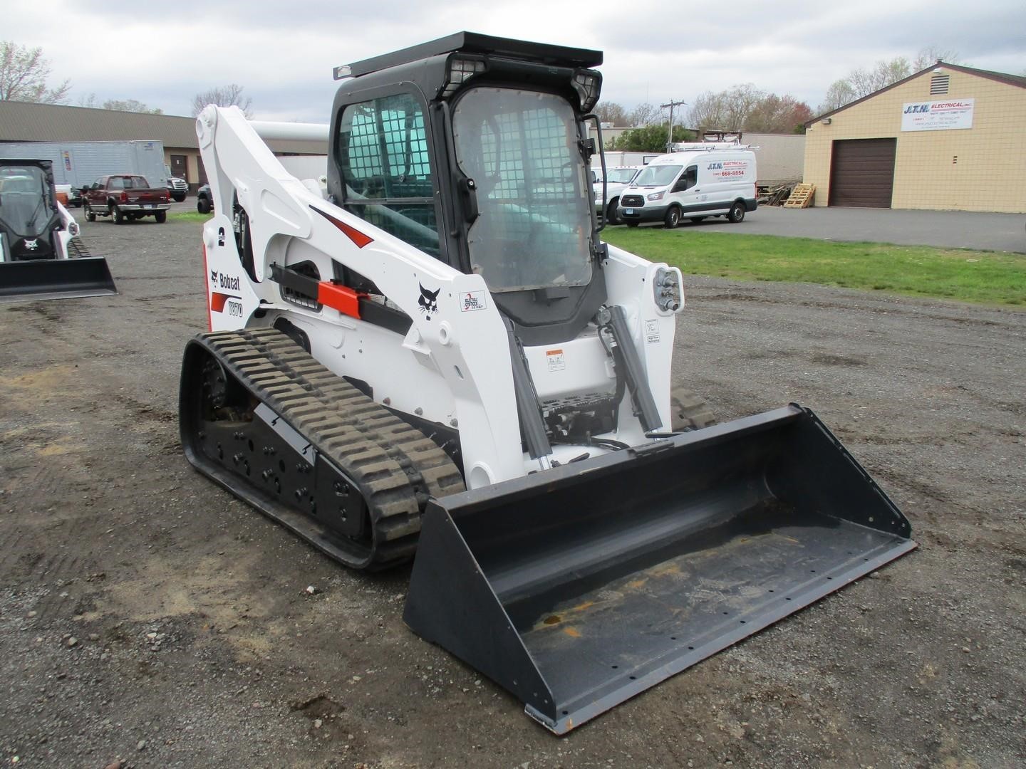 gallery 2016 BOBCAT T870 Skid Steer