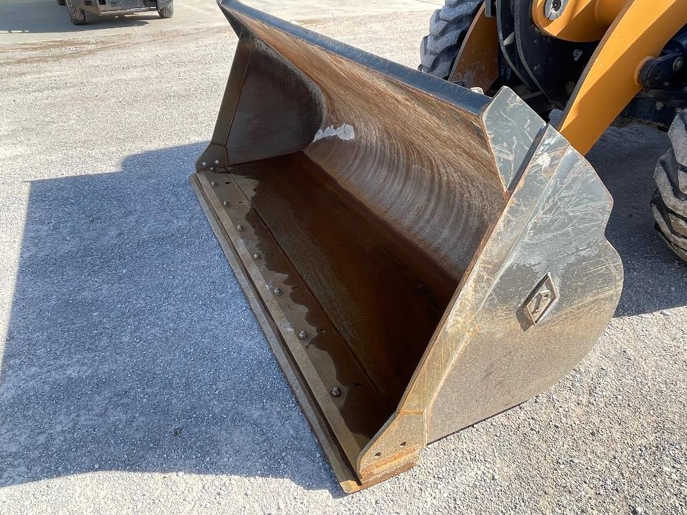 gallery 2016 Case 521G Articulated Wheel Loader