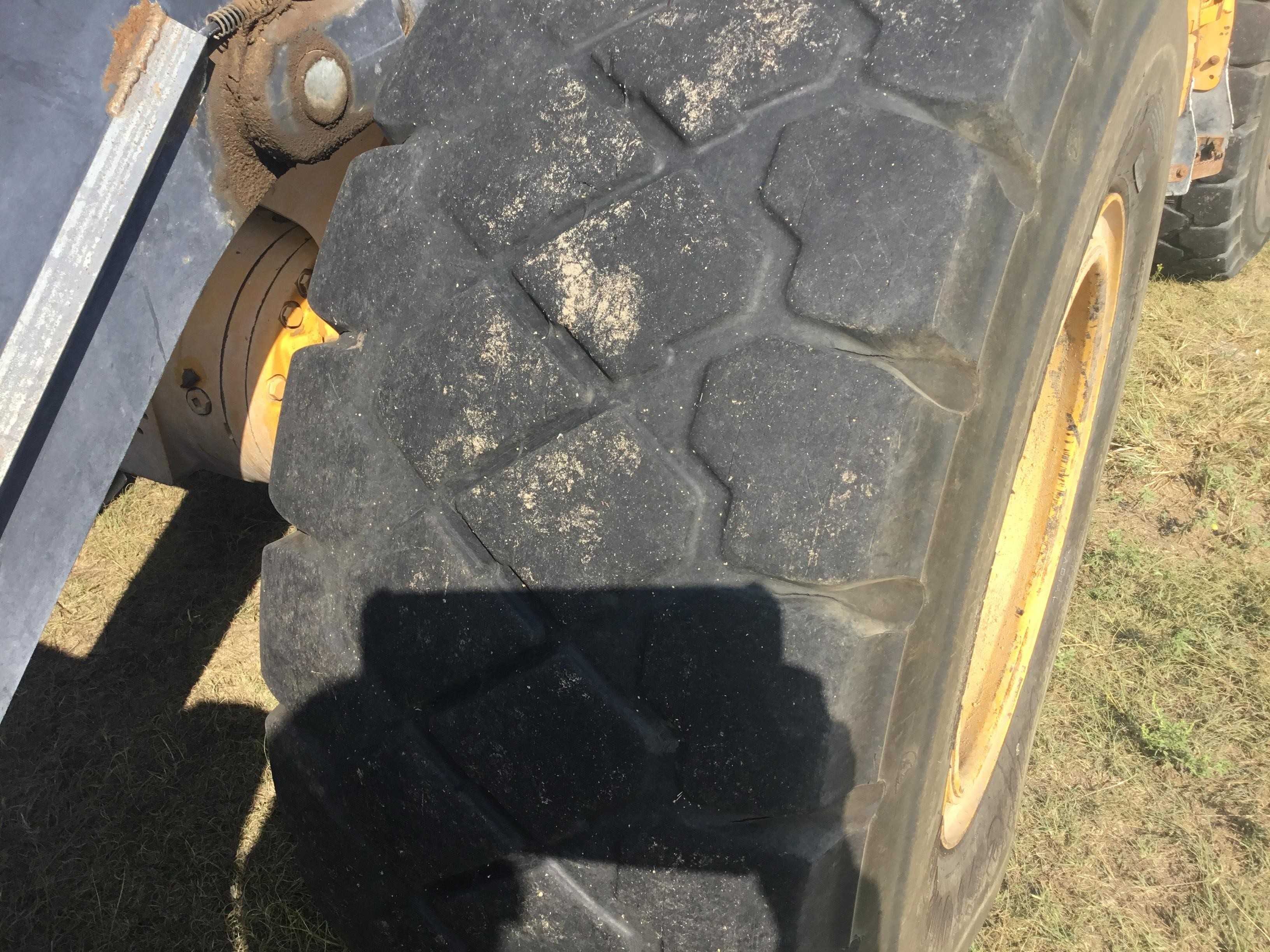 gallery 2015 John Deere 544K High Lift Wheel Loader
