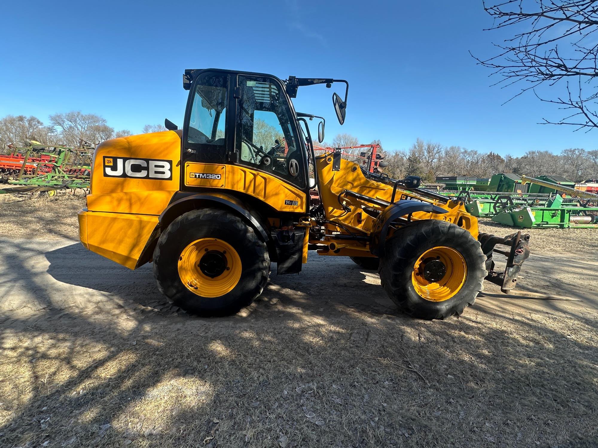 gallery 2017 JCB TM320 4x4 Telehandler