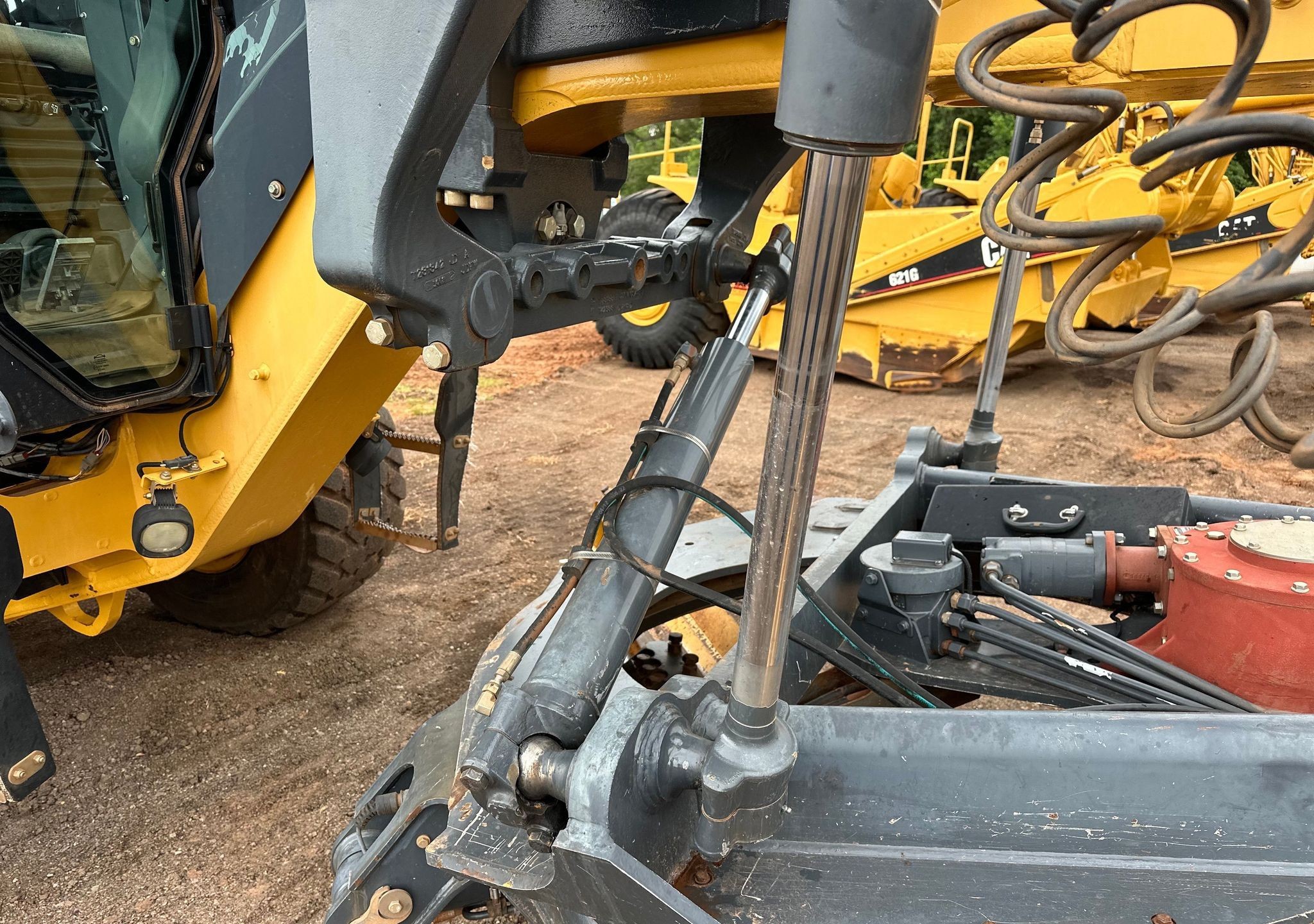 gallery 2013 John Deere 772GP motor grader