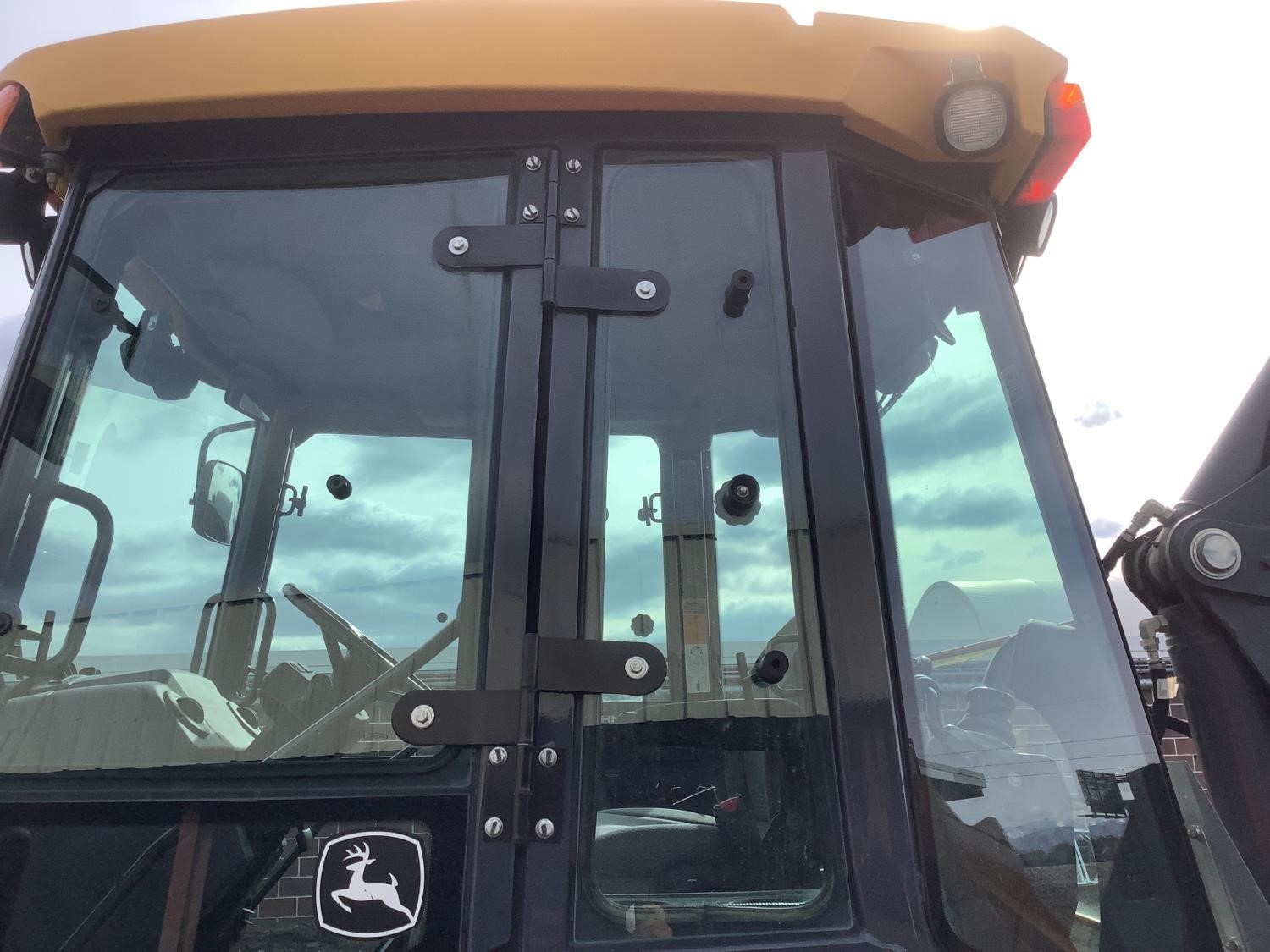gallery 2015 John Deere 310SL 4x4 Loader Backhoe WExtendahoe, Compactor & Bucket