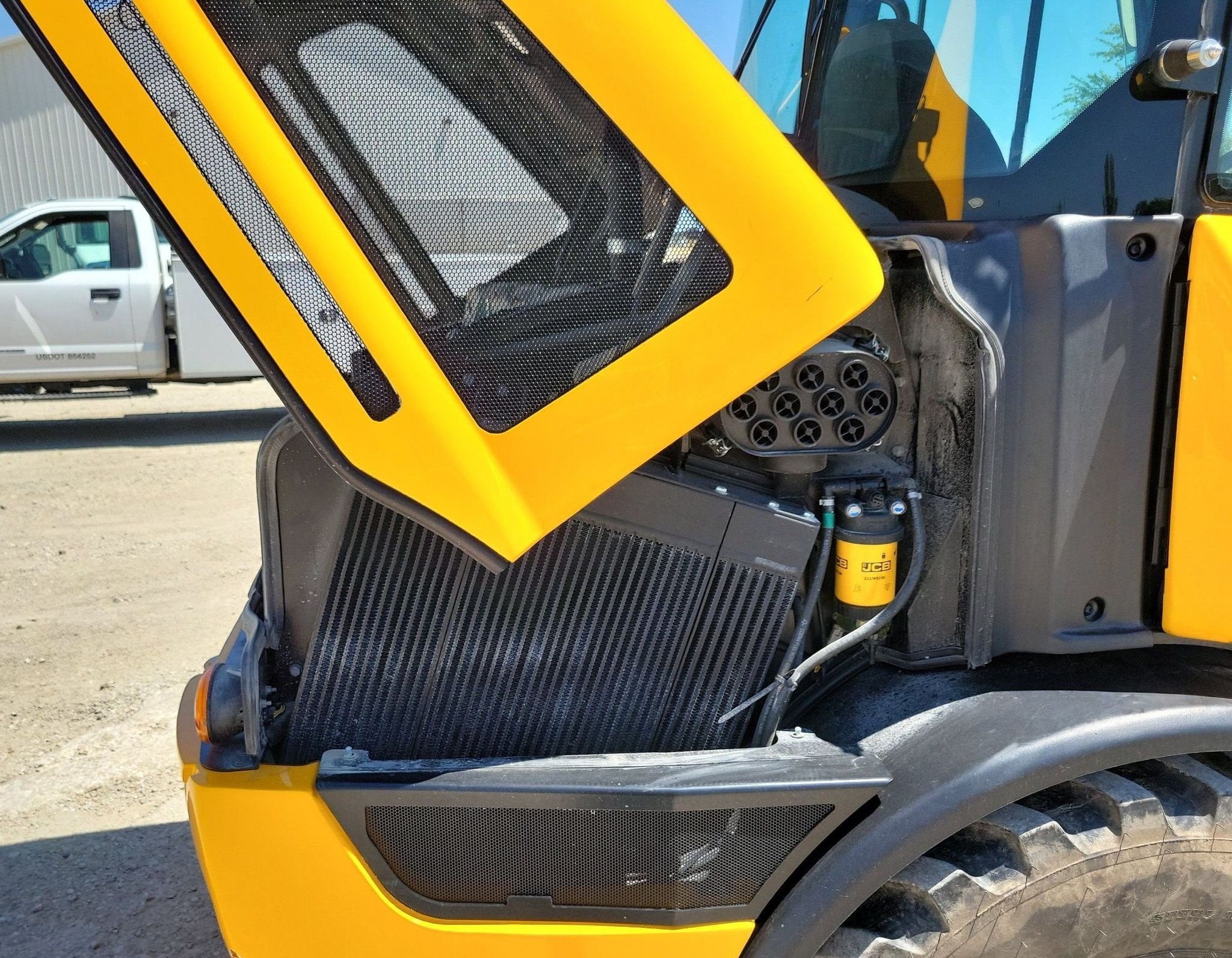 gallery 2022 JCB 407 wheel loader