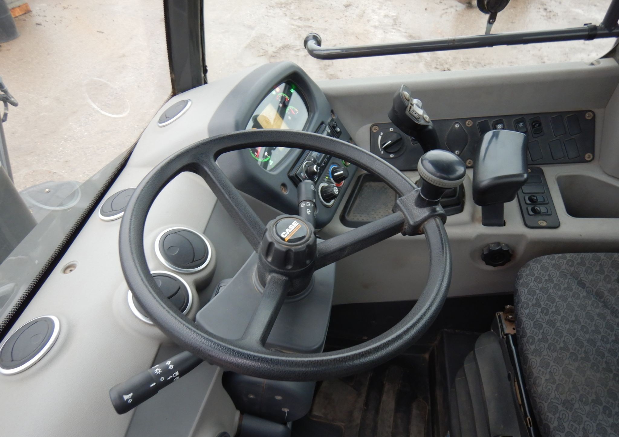 gallery 2018 Case 321F wheel loader