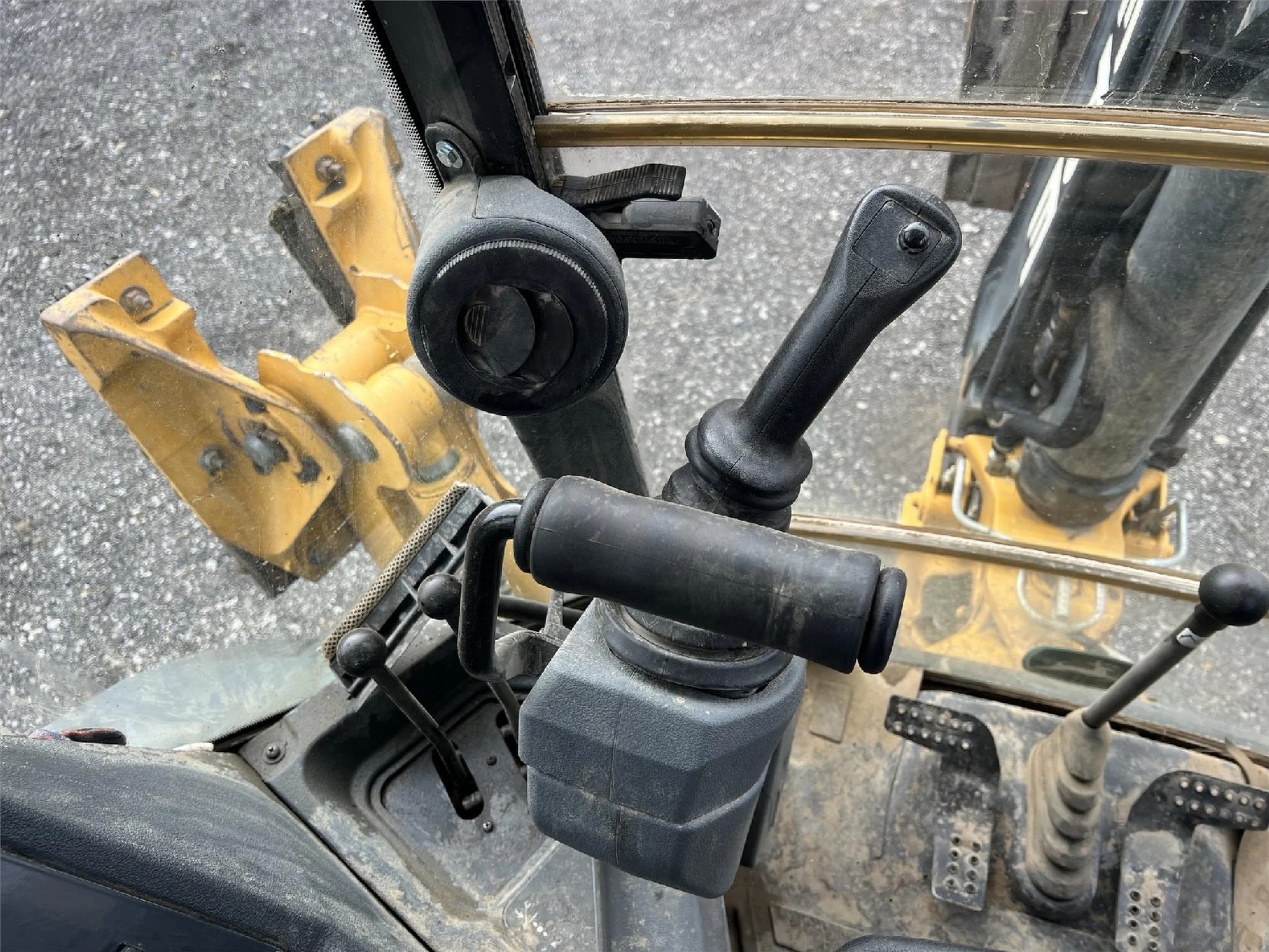 gallery 2020 John Deere 310L Backhoe