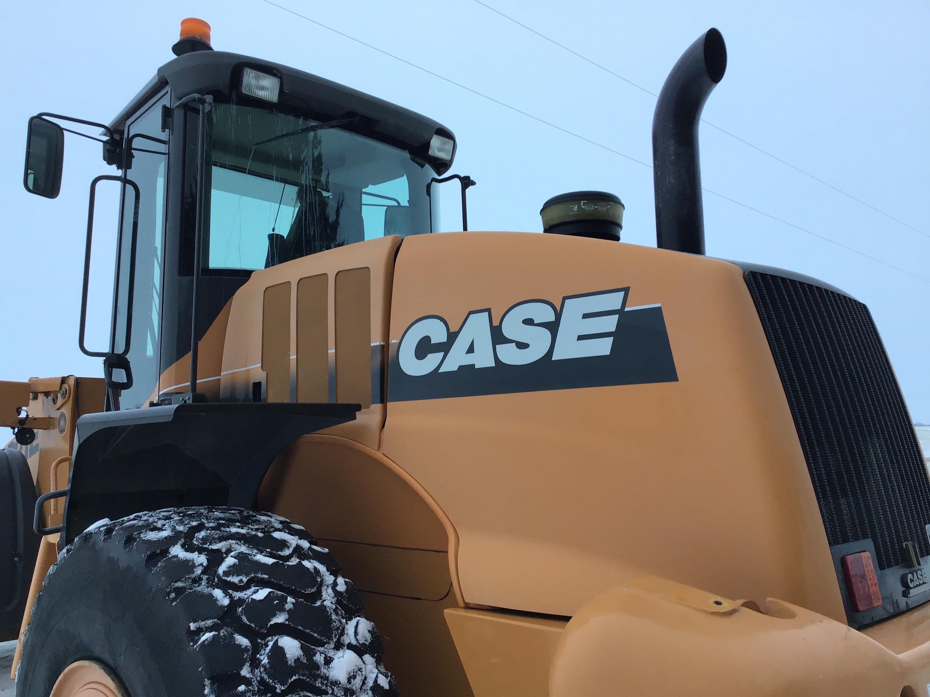 gallery 2010 Case 821E Wheel Loader
