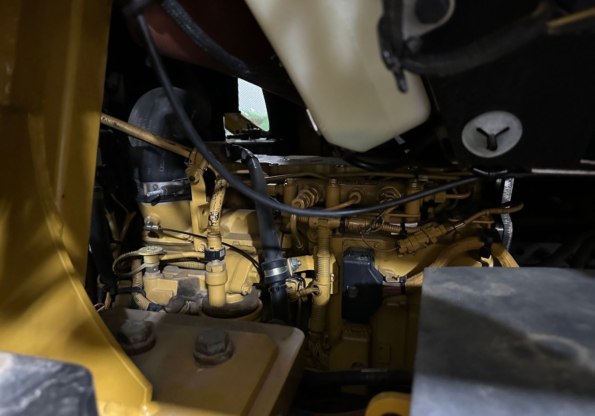 gallery 2016 Caterpillar 953D track loader