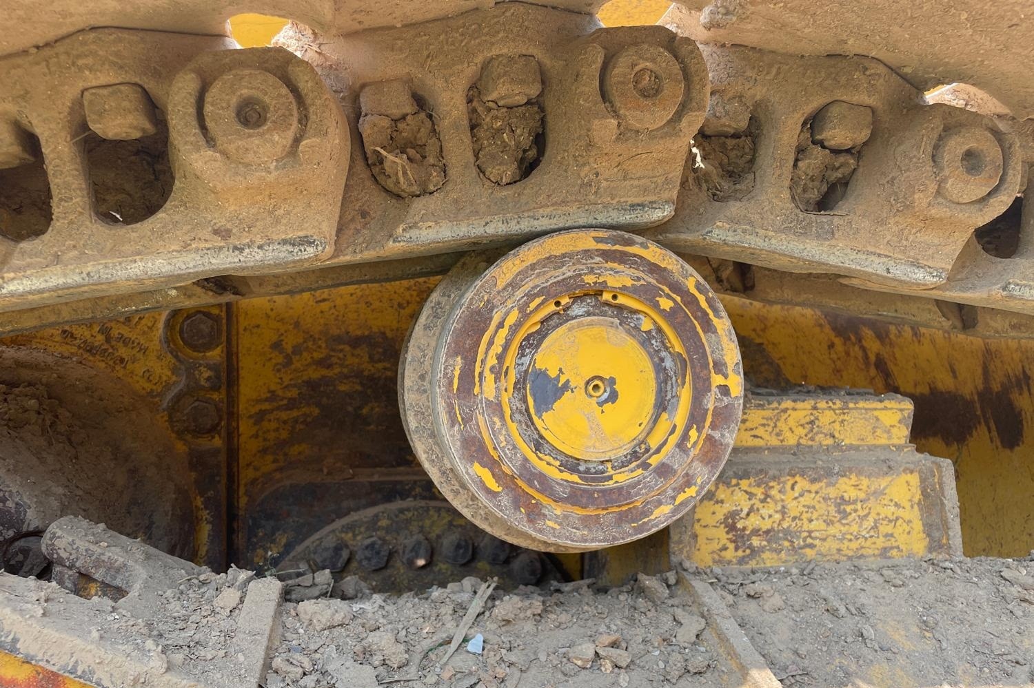 gallery 2007 John Deere 850J LT Dozer WMulti-Shank Ripper