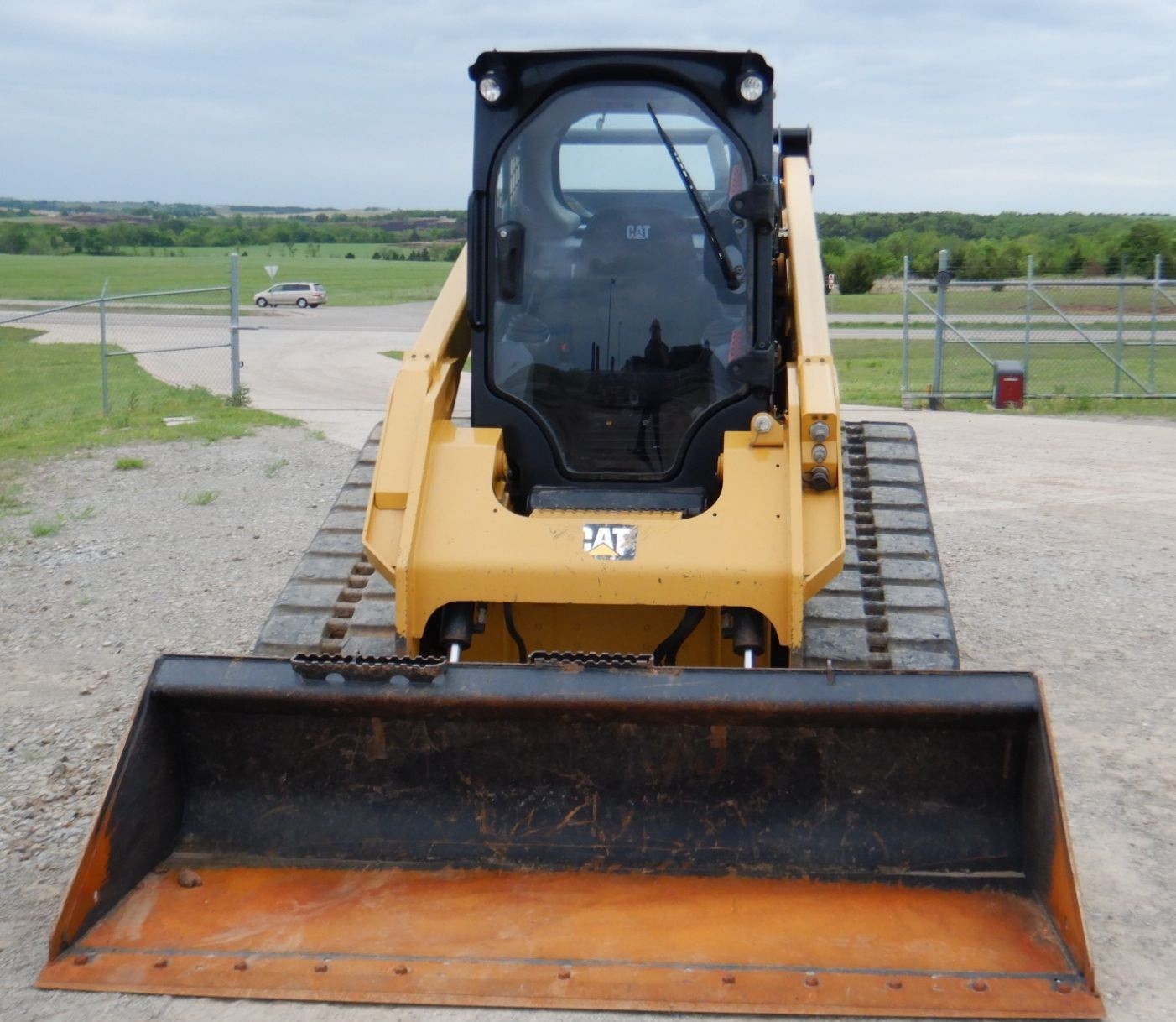 gallery 2018 Caterpillar 299D2 skid steer
