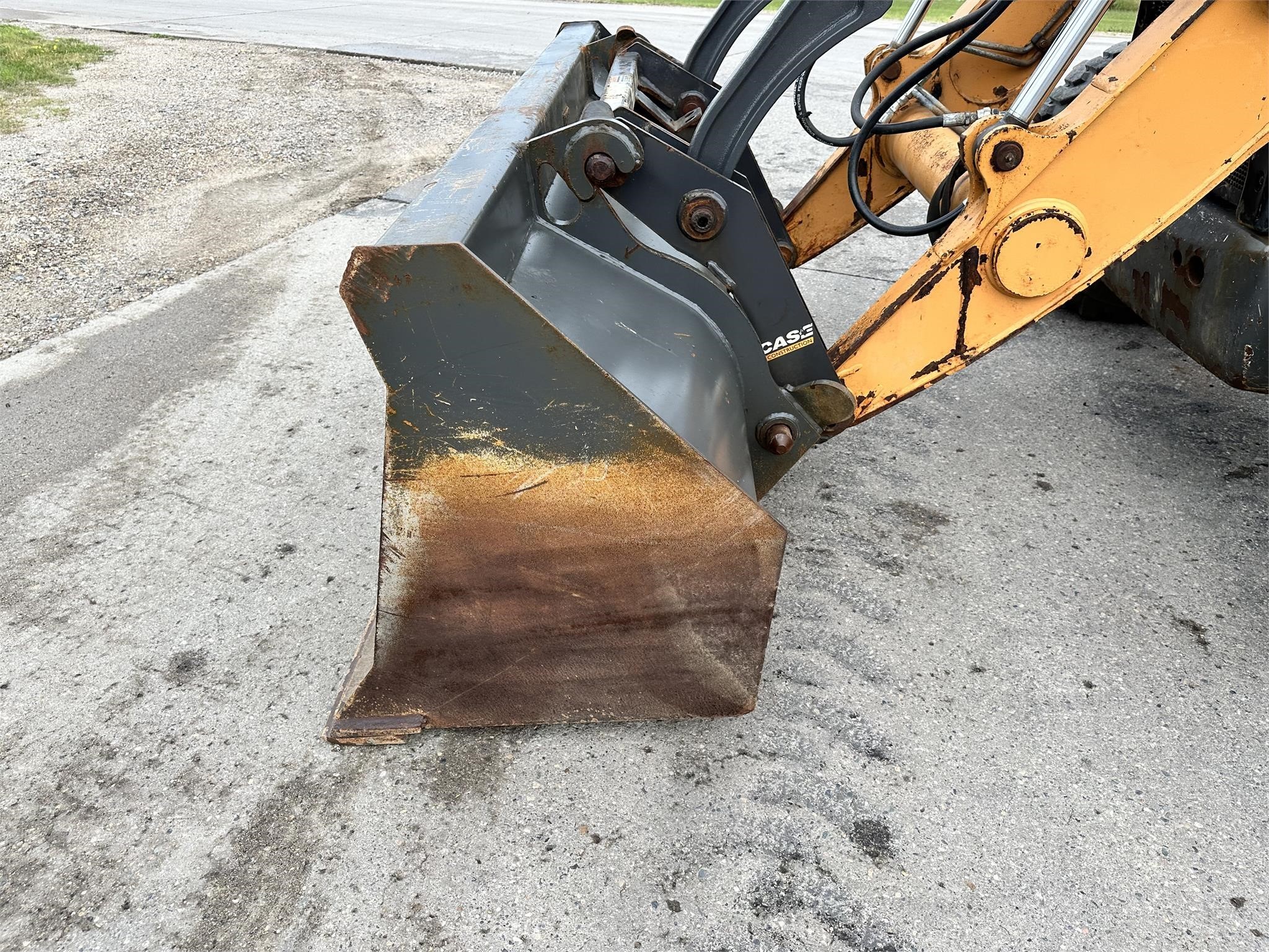 gallery 2019 Case 590SN 4x4 Backhoe Loader