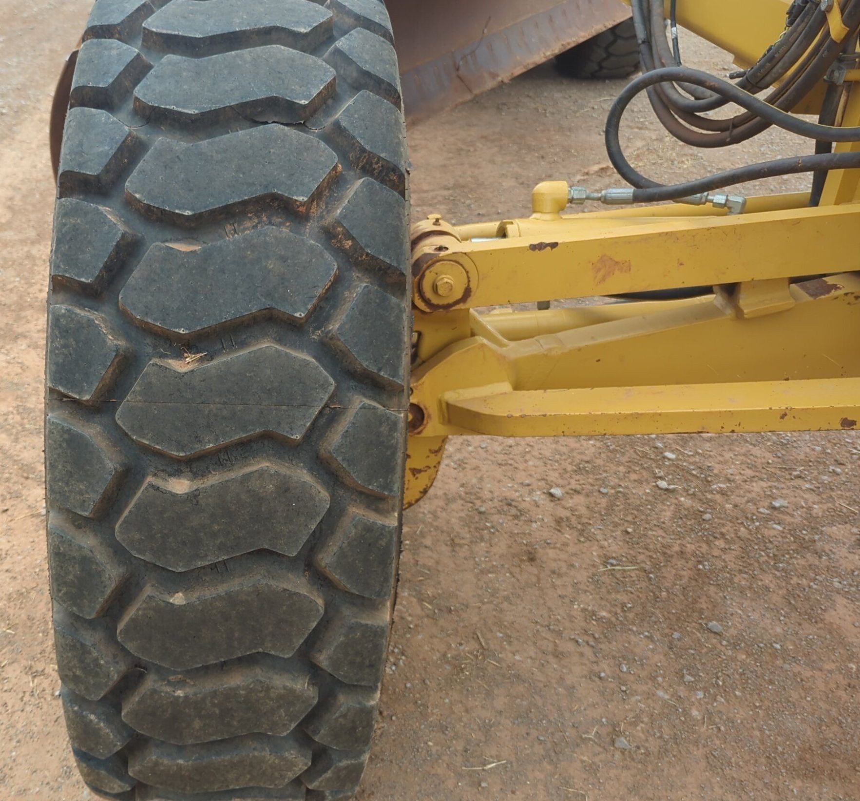 gallery 2012 Caterpillar 140M2 VHP motor grader