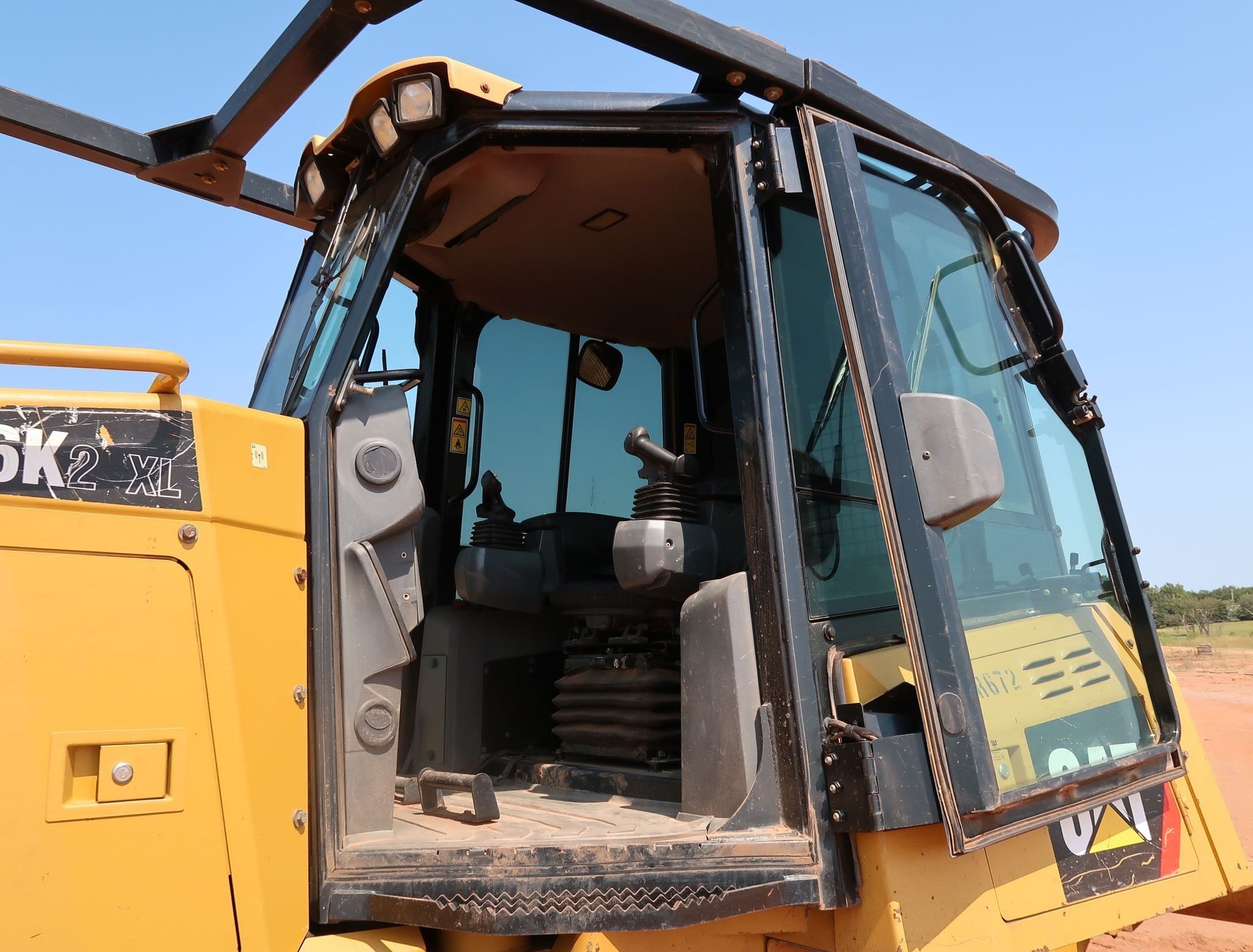 gallery 2014 Caterpillar D6K2 XL dozer