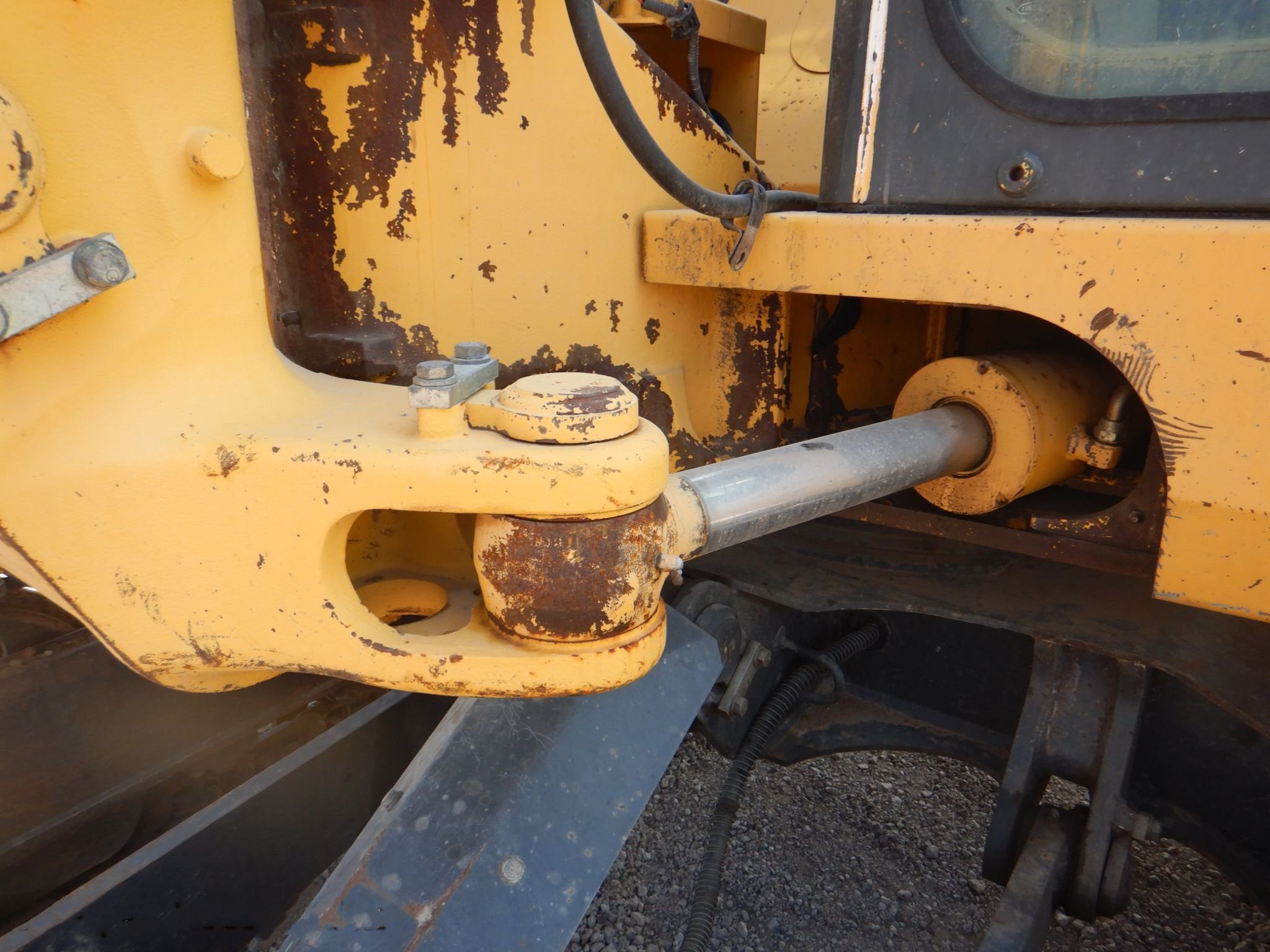 gallery 2010 Komatsu PC88MR-8 mini excavator