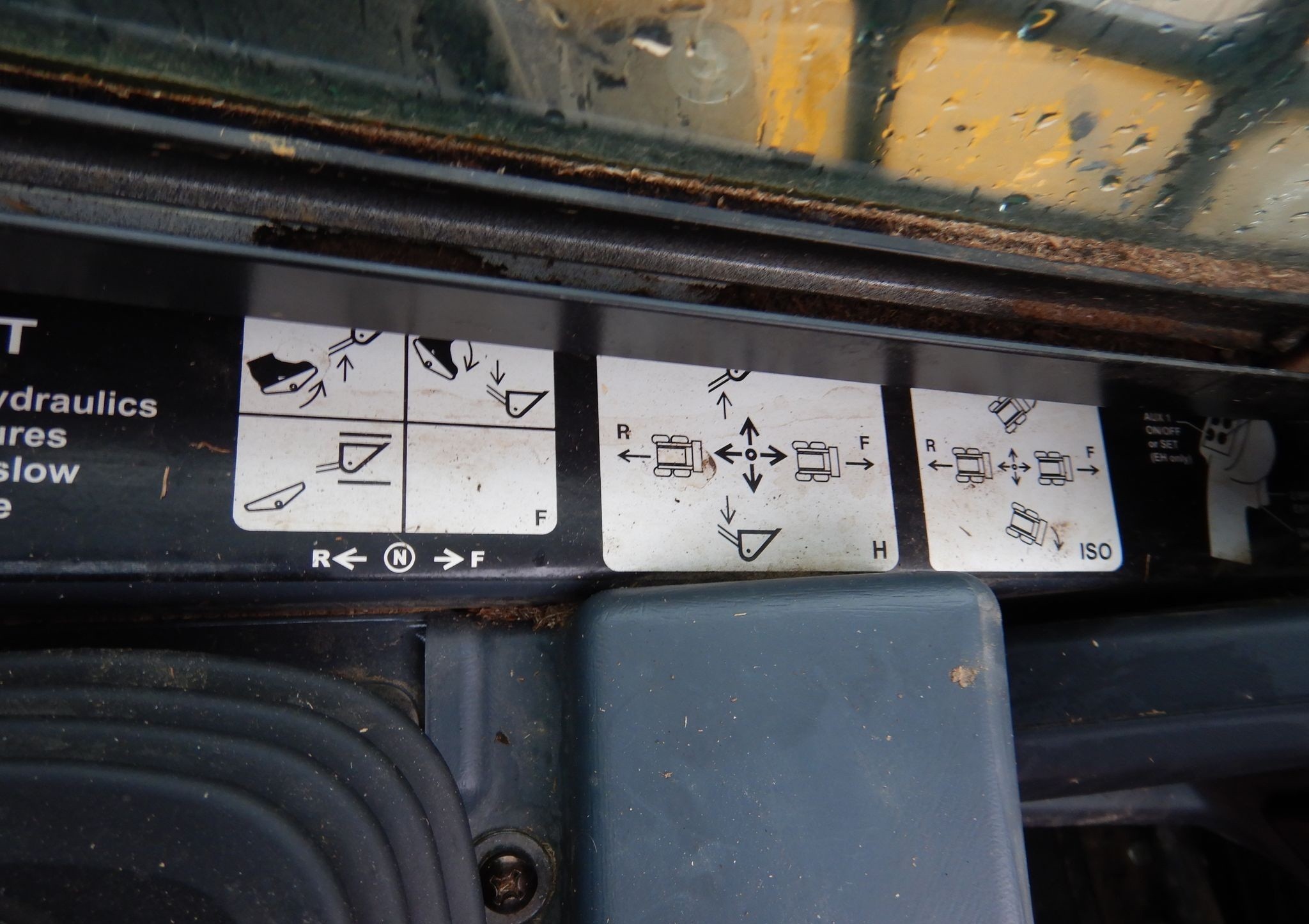 gallery 2021 John Deere 333G tracked skid steer loader