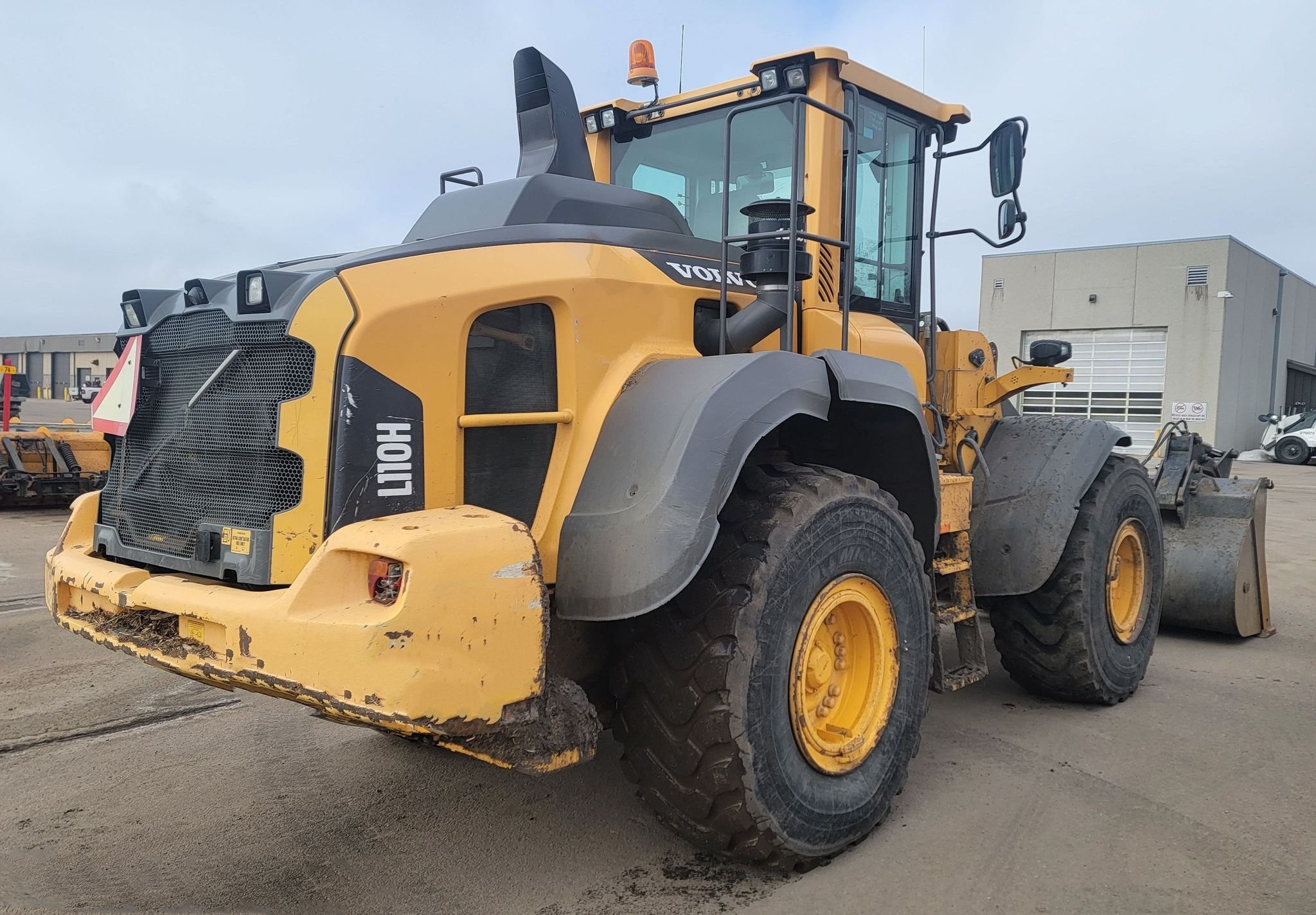 gallery 2015 Volvo L110H high lift wheel loader