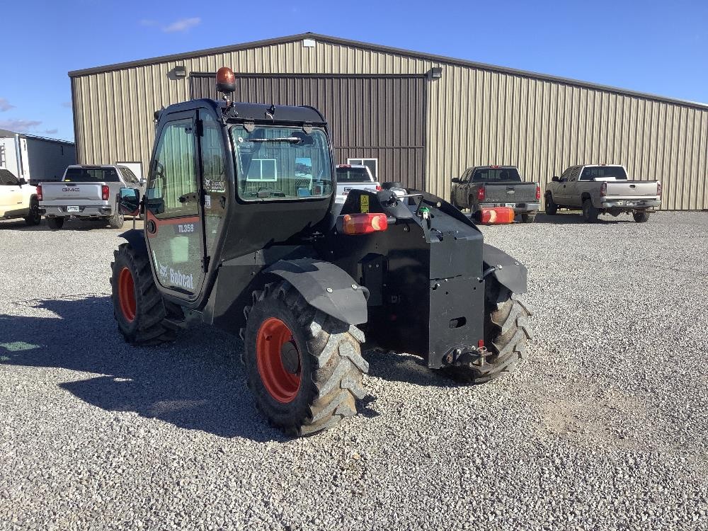gallery 2016 Bobcat TL358H Telehandler