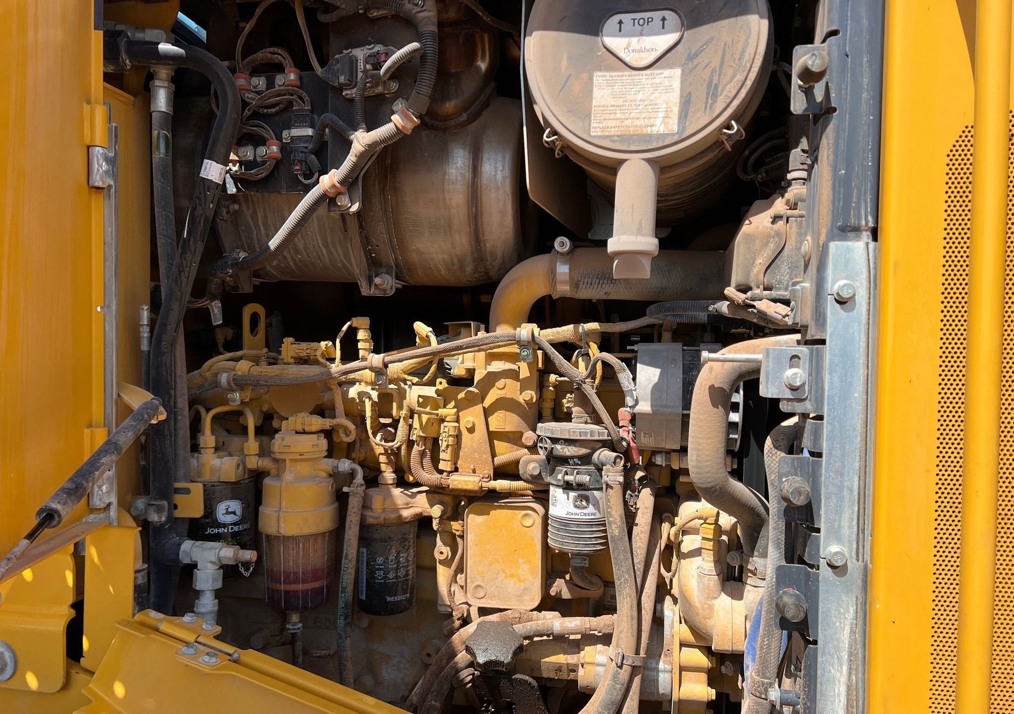 gallery 2021 John Deere 624 P-Tier wheel loader