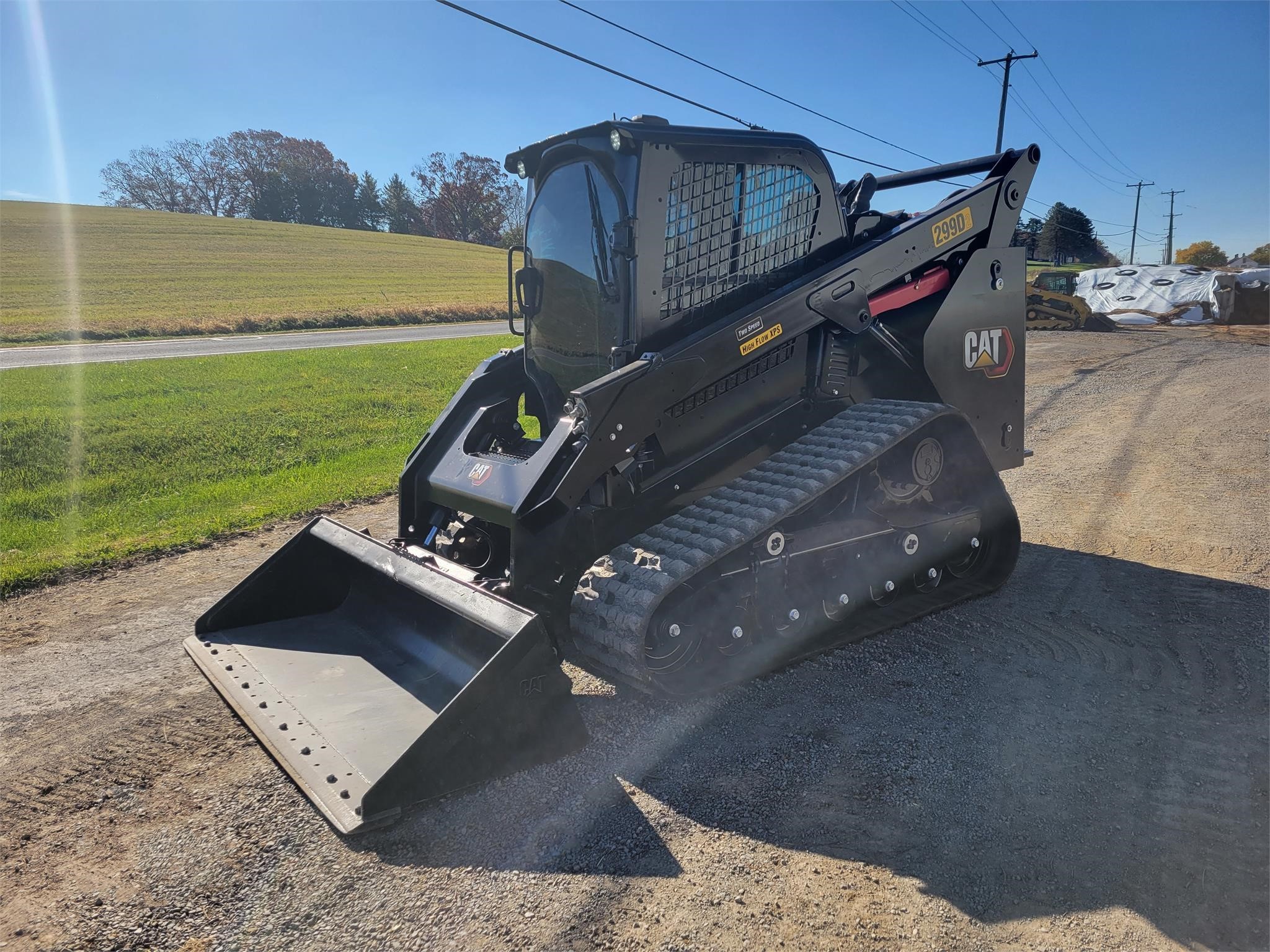 gallery 2017 CATERPILLAR 299D2 Skid Steer