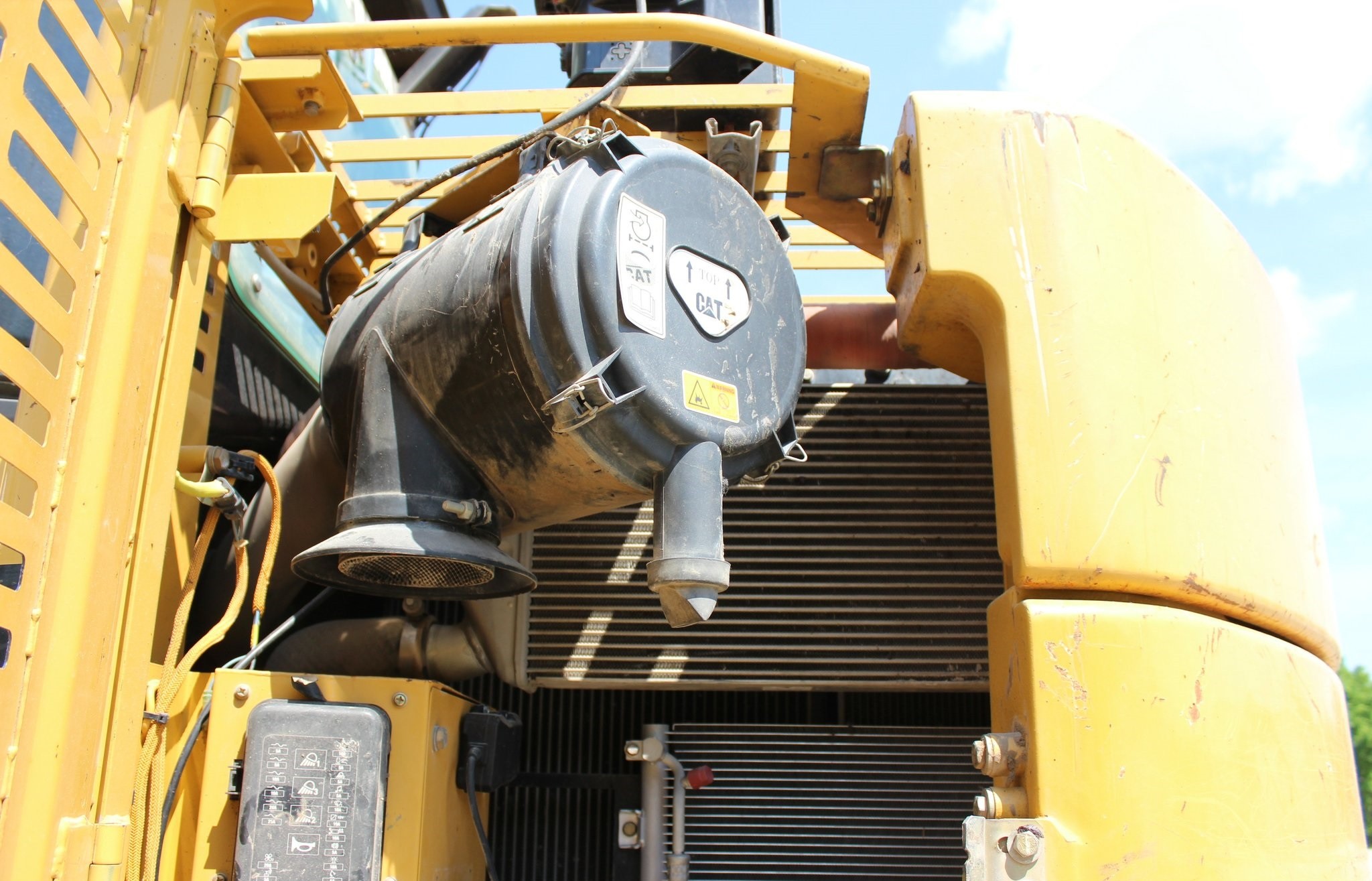 gallery 2008 Caterpillar 321D LCR excavator