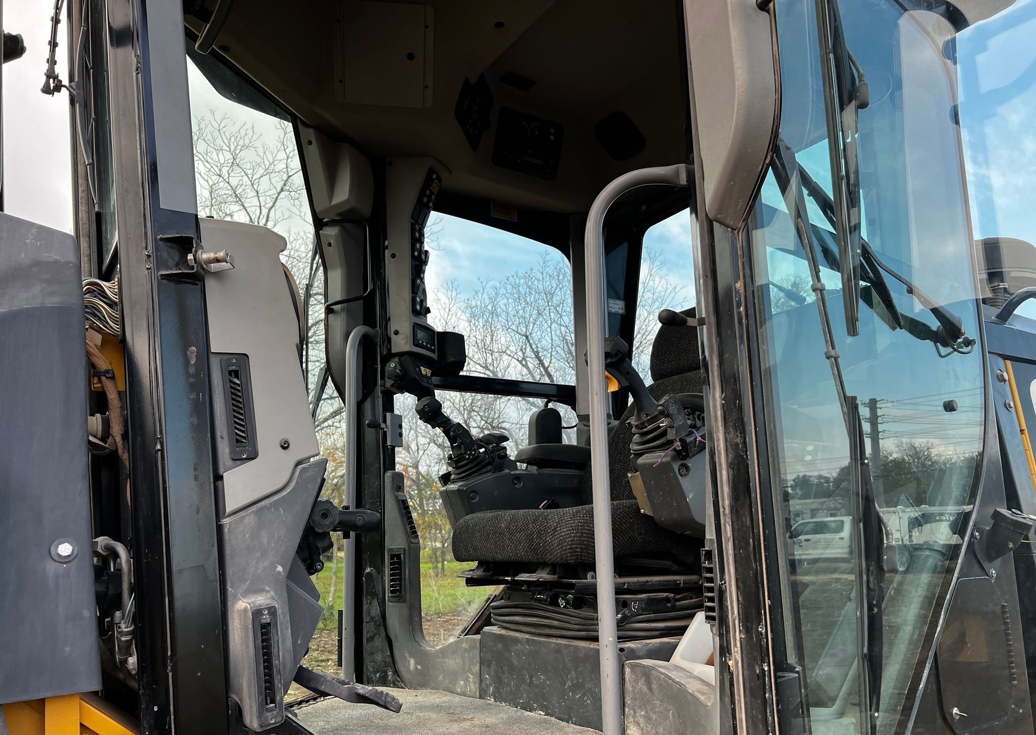 gallery 2012 Caterpillar 140M2 VHP Plus motor grader