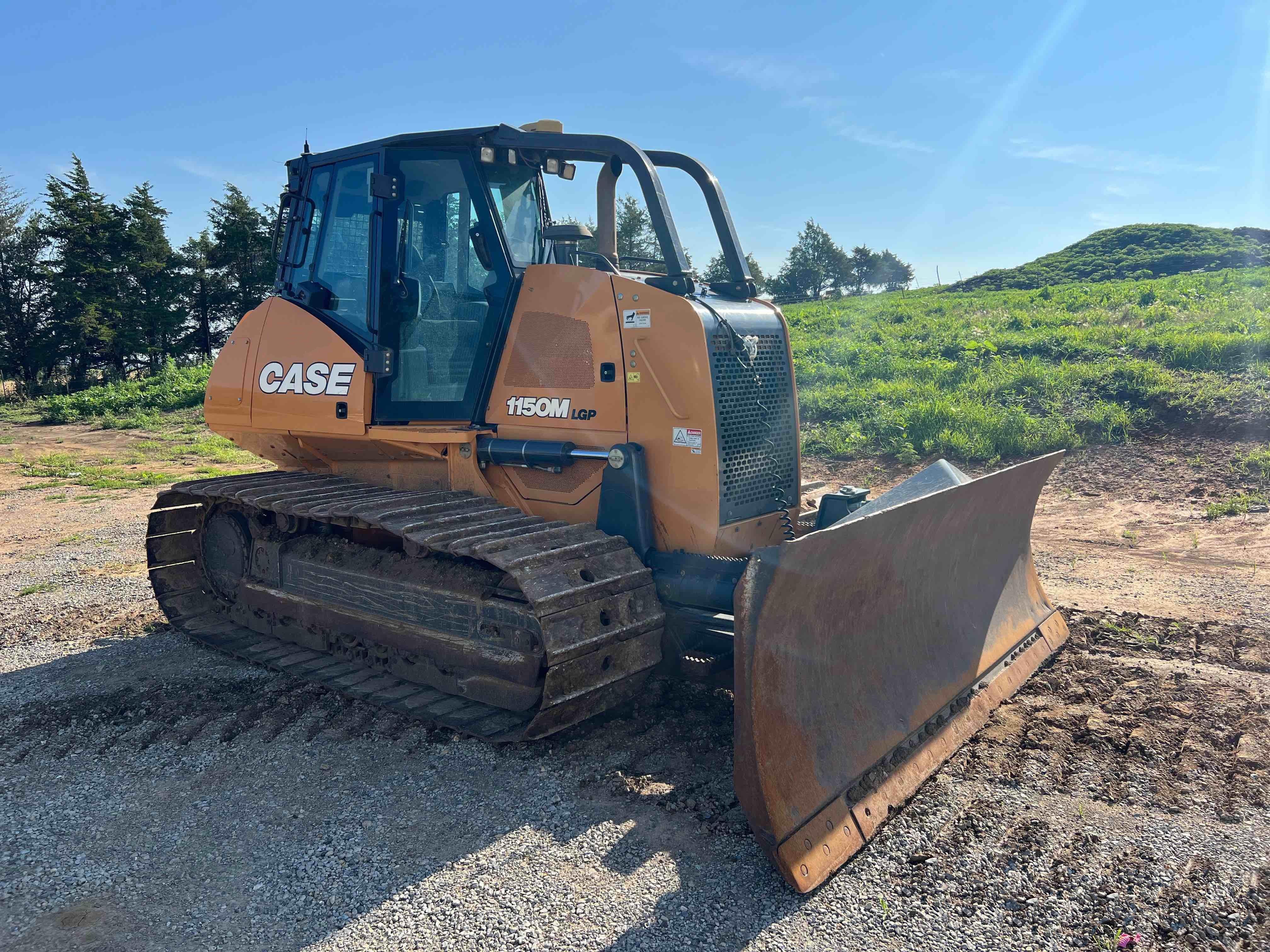 gallery 2017 Case 1150M LGP Crawler Dozer