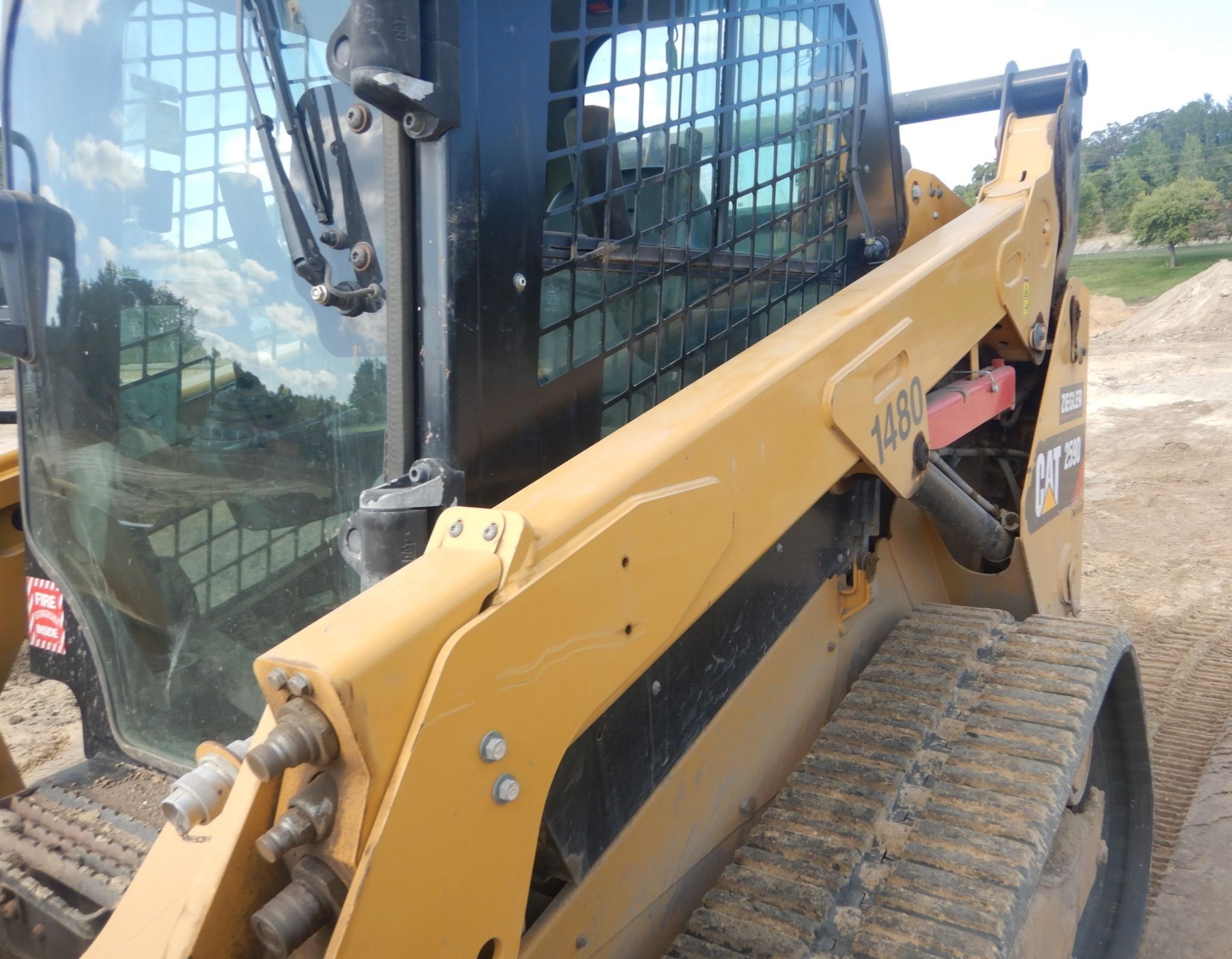 gallery 2018 Caterpillar 259D  tracked skid steer loader 55k
