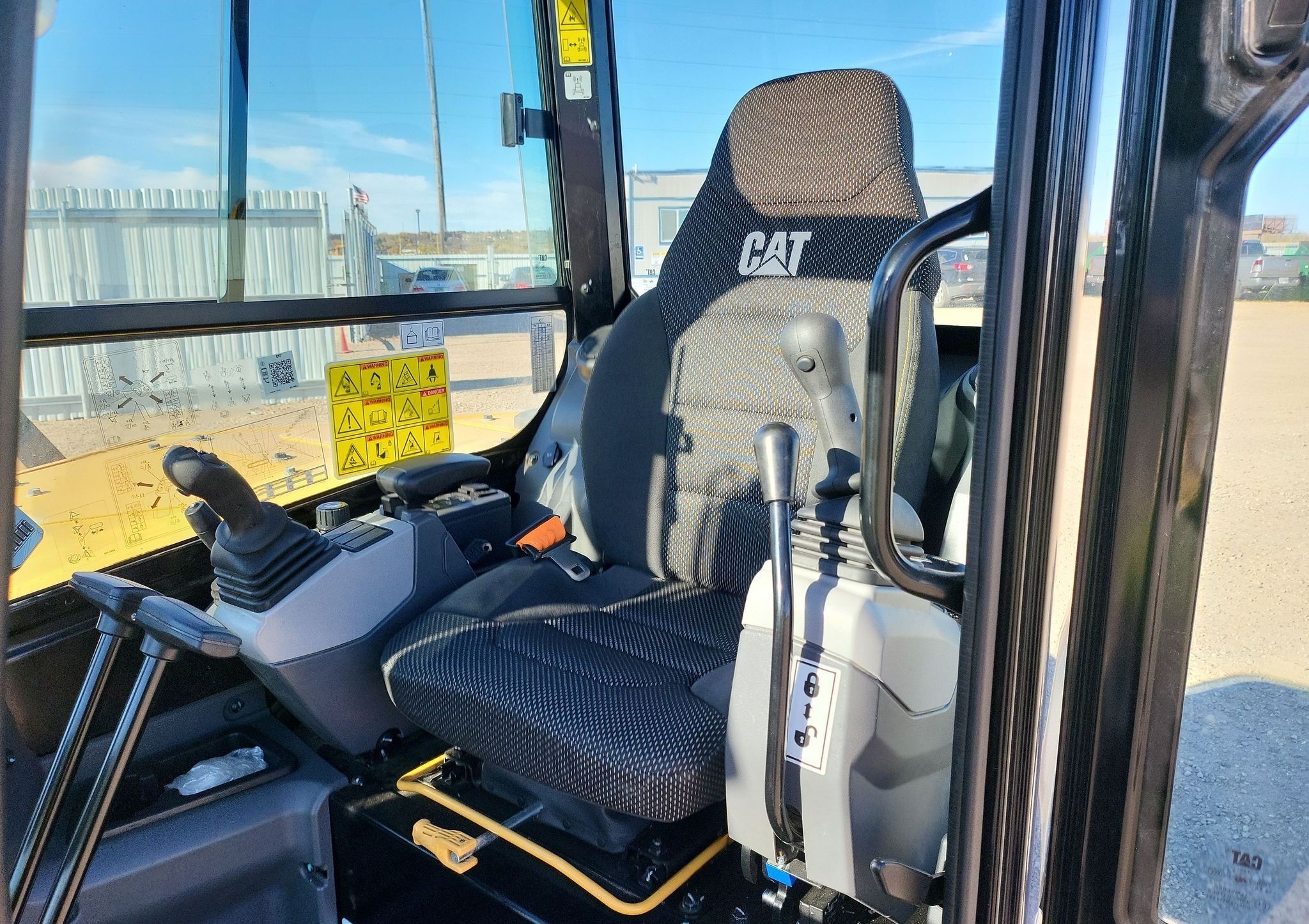 gallery 2023 Caterpillar 305CR mini excavator