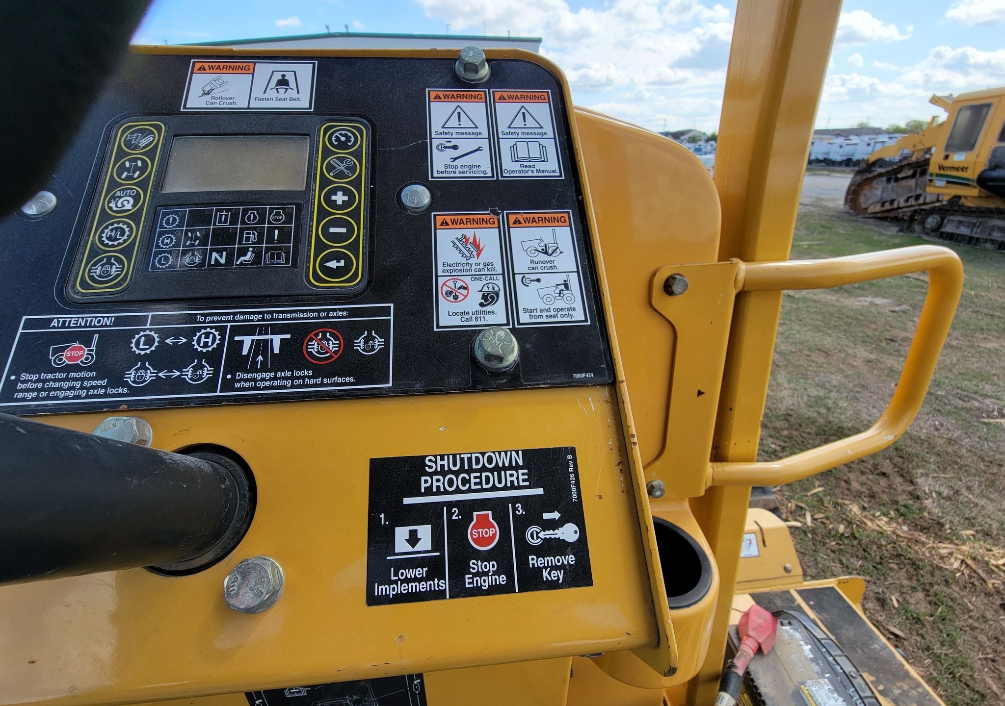 gallery 2013 Vermeer RTX1250 rock saw
