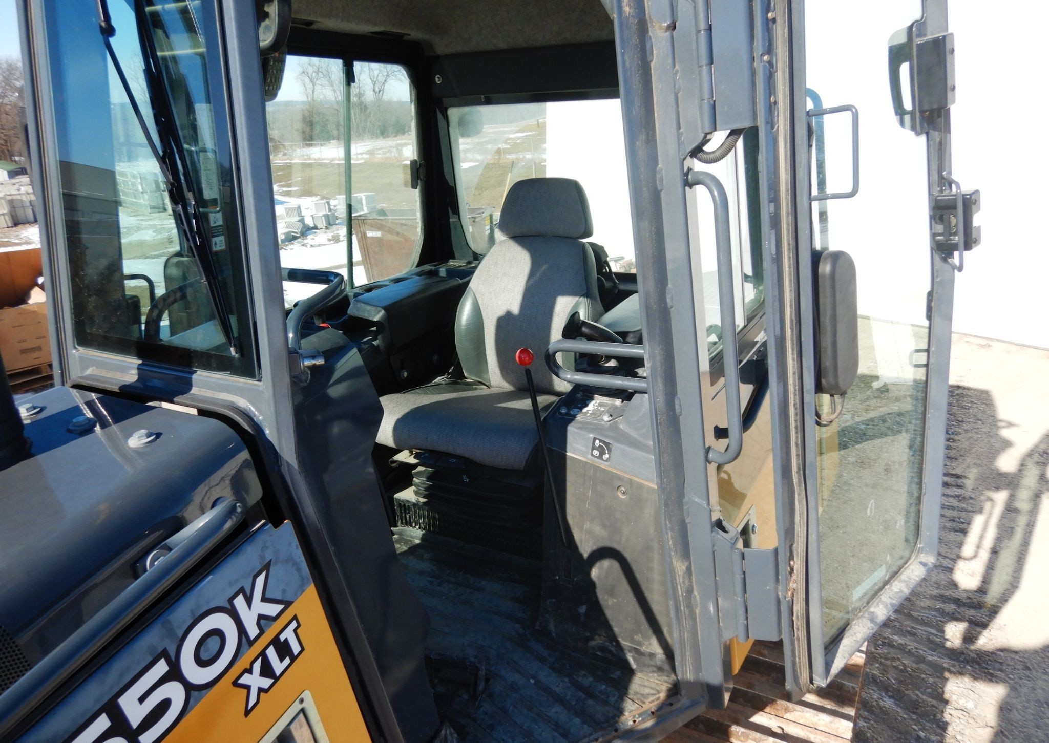 gallery 2015 John Deere 550K XLT dozer