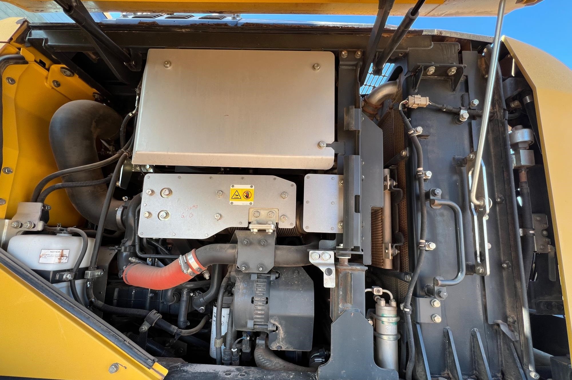 gallery 2016 Komatsu WA270-8 Wheel Loader WAttachments