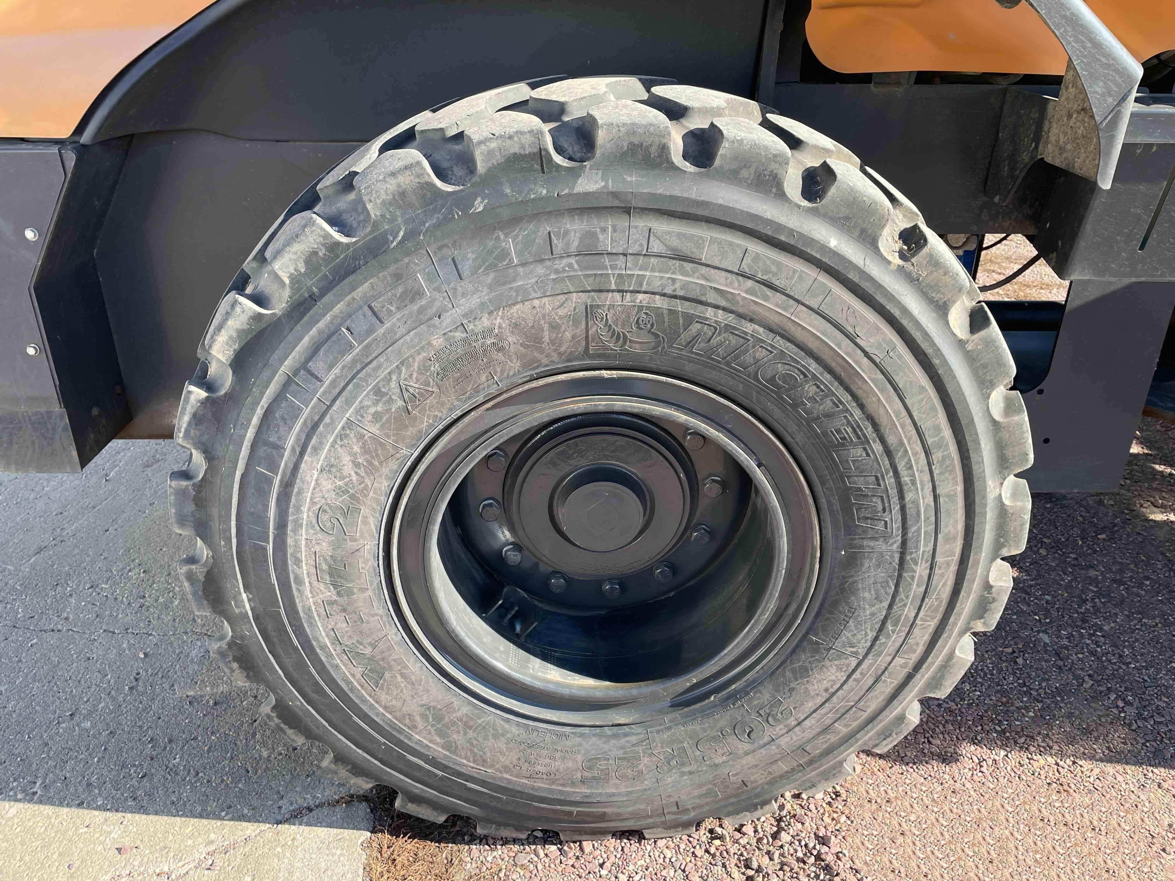 gallery 2017 Case 621G Wheel Loader