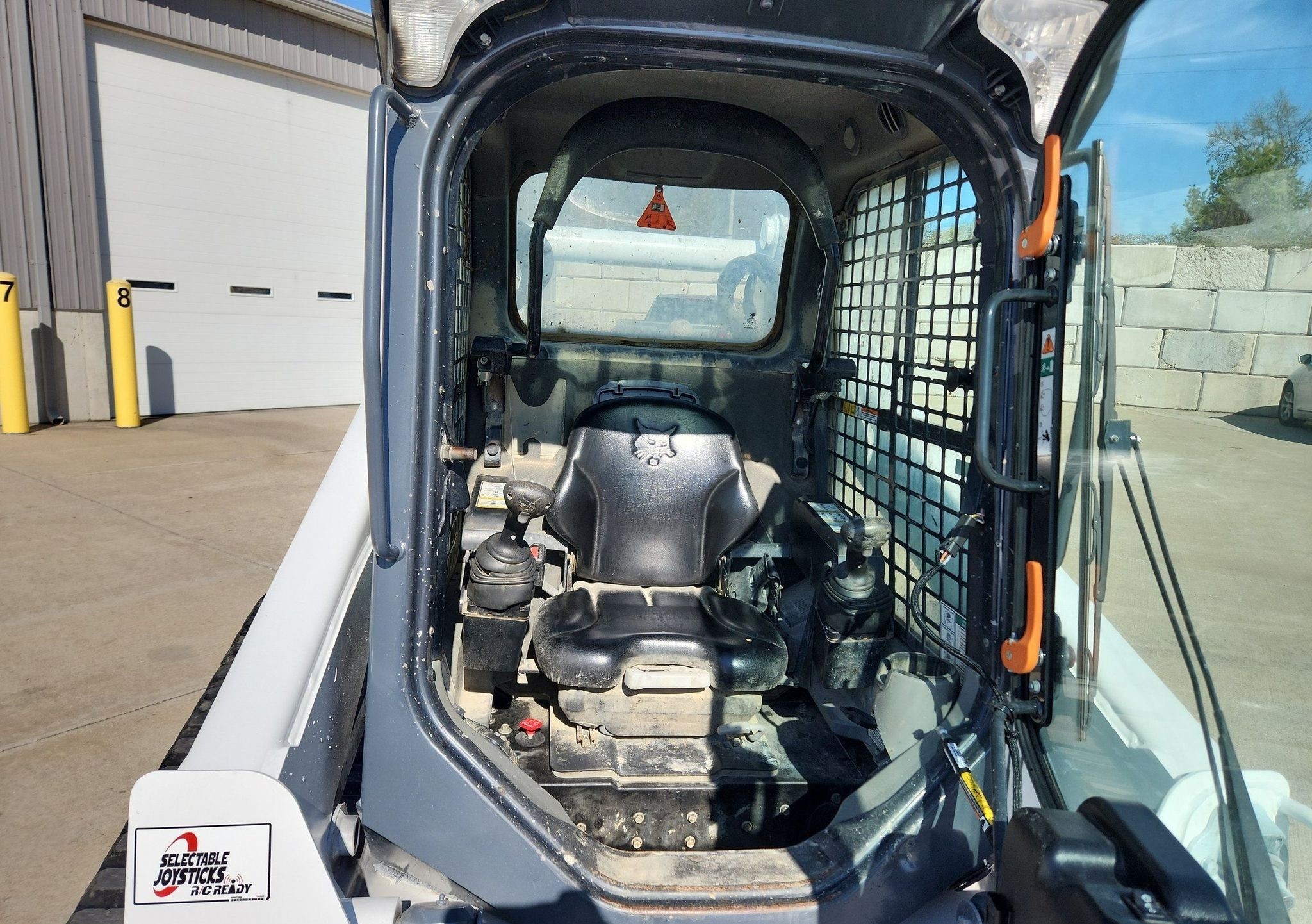 gallery 2018 Bobcat T770 tracked skid steer loader