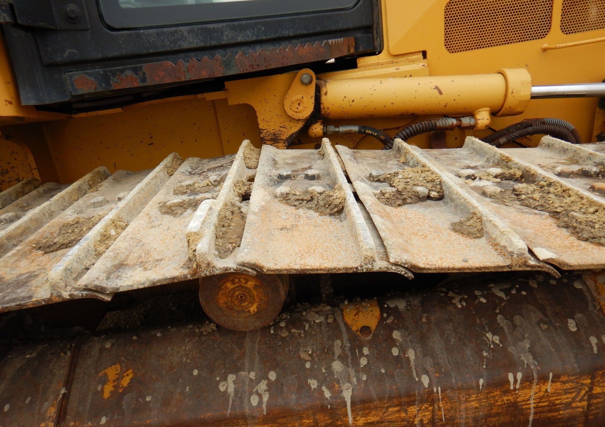 gallery 2011 Caterpillar D5K LGP dozer