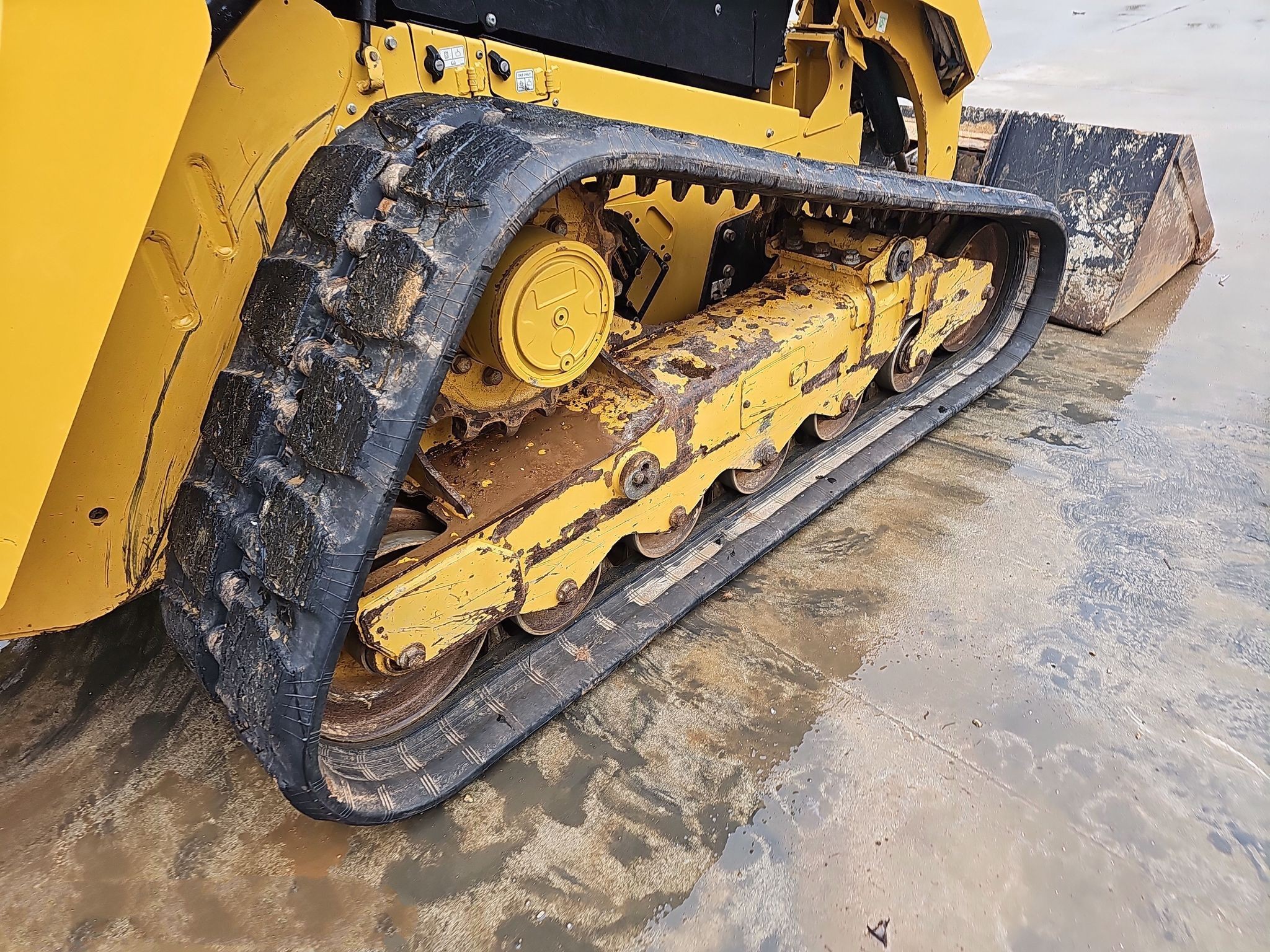 gallery 2020 Caterpillar 299D3 tracked skid steer loader