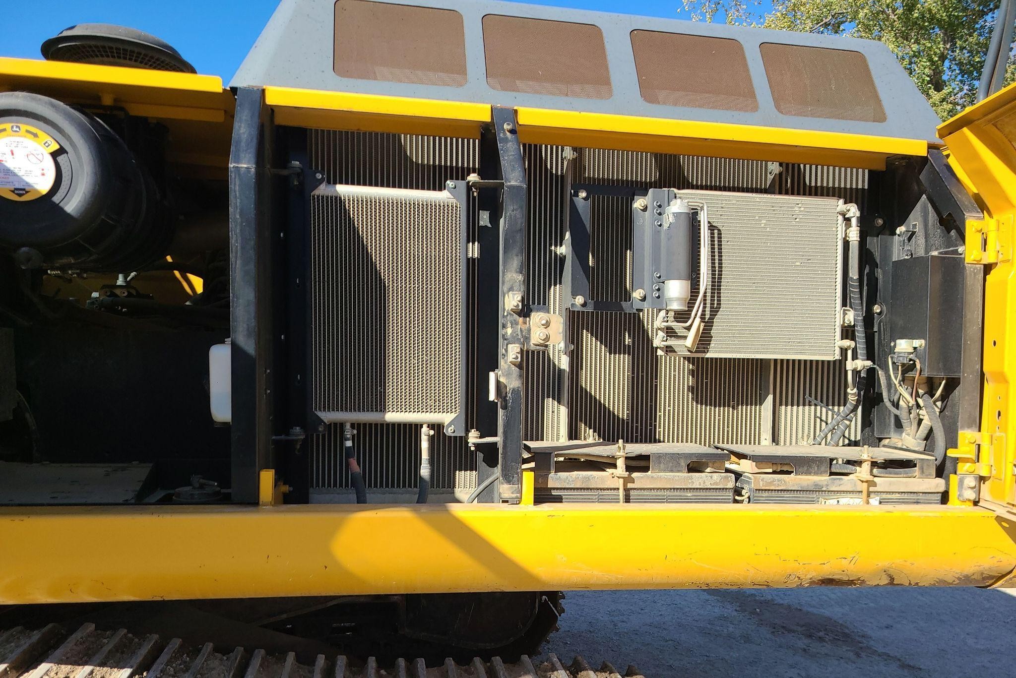 gallery 2014 John Deere 350G LC excavator