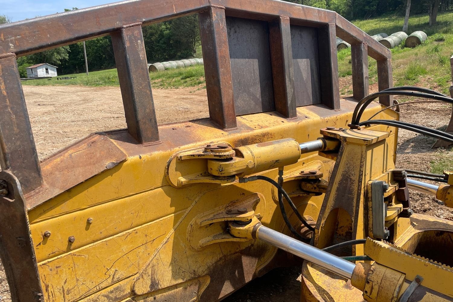 gallery 2007 John Deere 850J LT Dozer WMulti-Shank Ripper