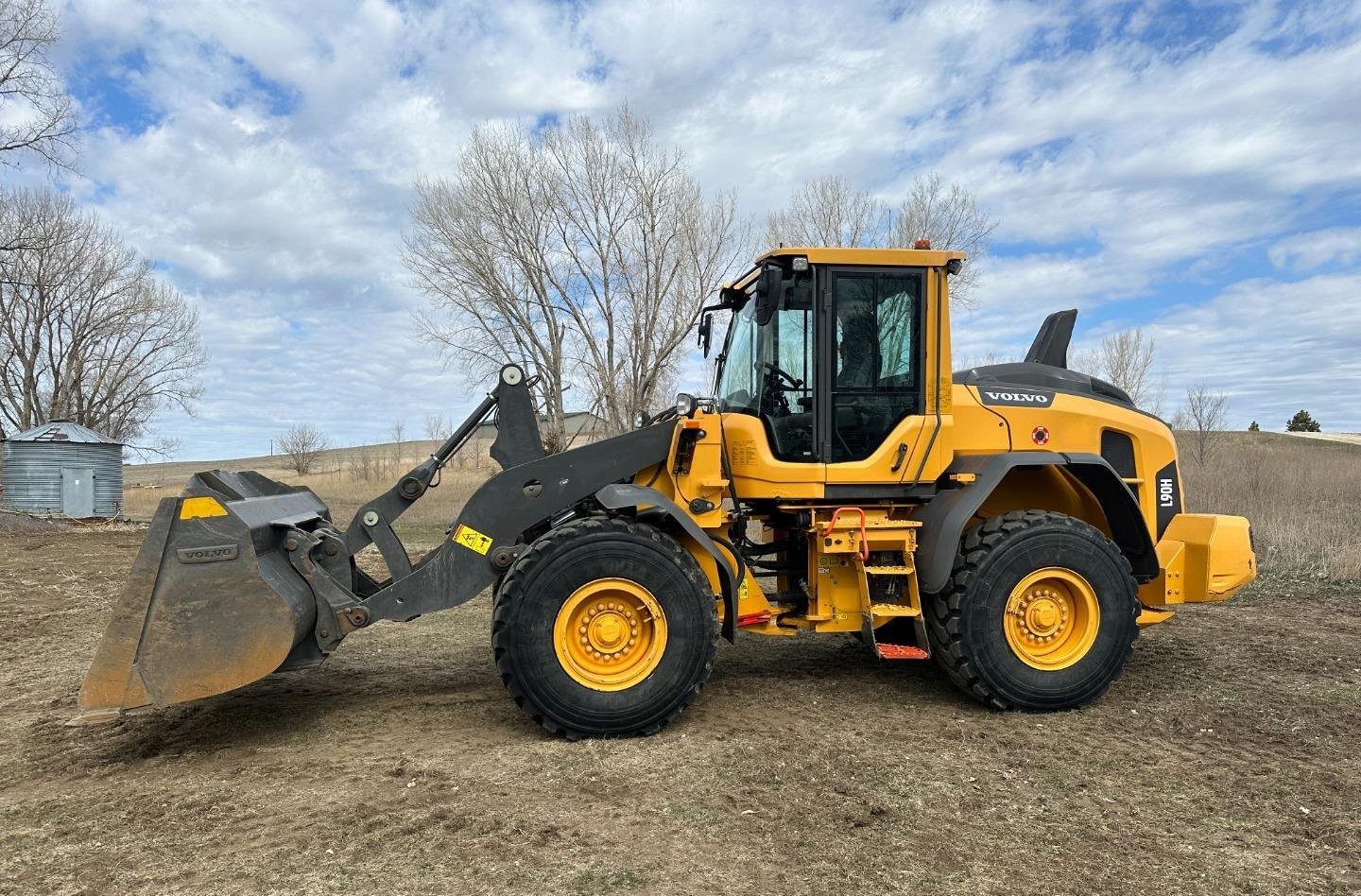 gallery 2018 Volvo L90H Wheel Loader