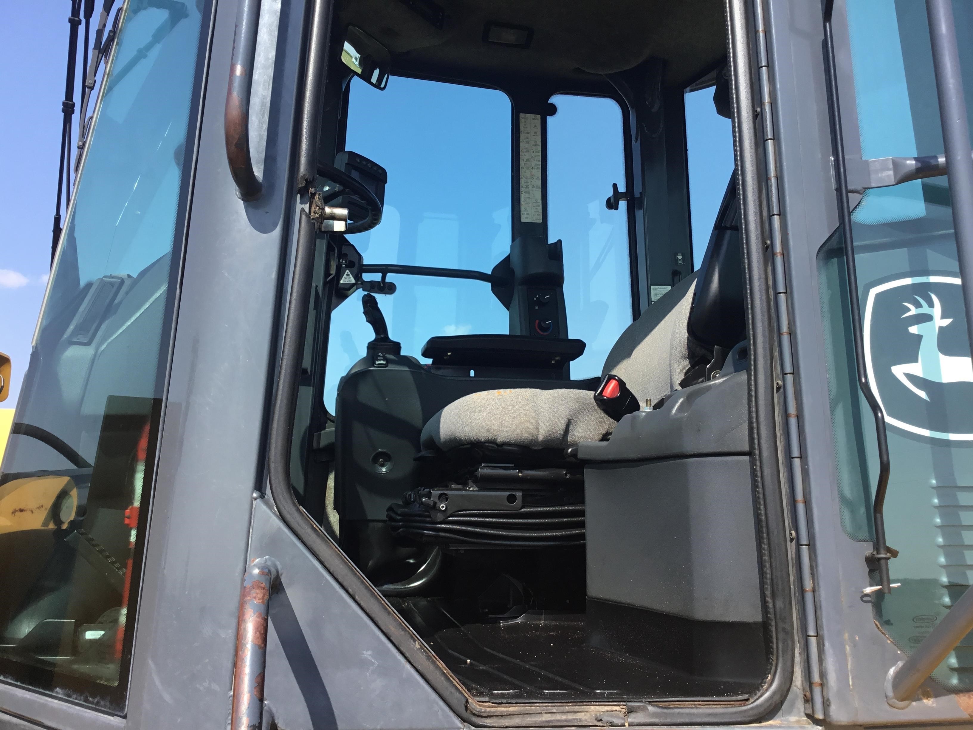 gallery 2010 John Deere 544K High Lift Wheel Loader WGrapple