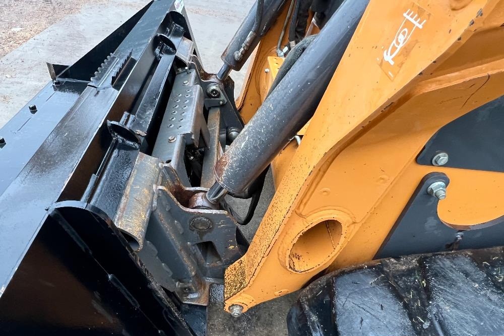 gallery 2012 Case TR320 Compact Track Loader