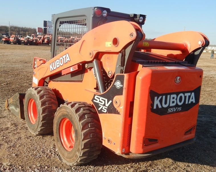 gallery 2017 Kubota SSV75 skid steer loader