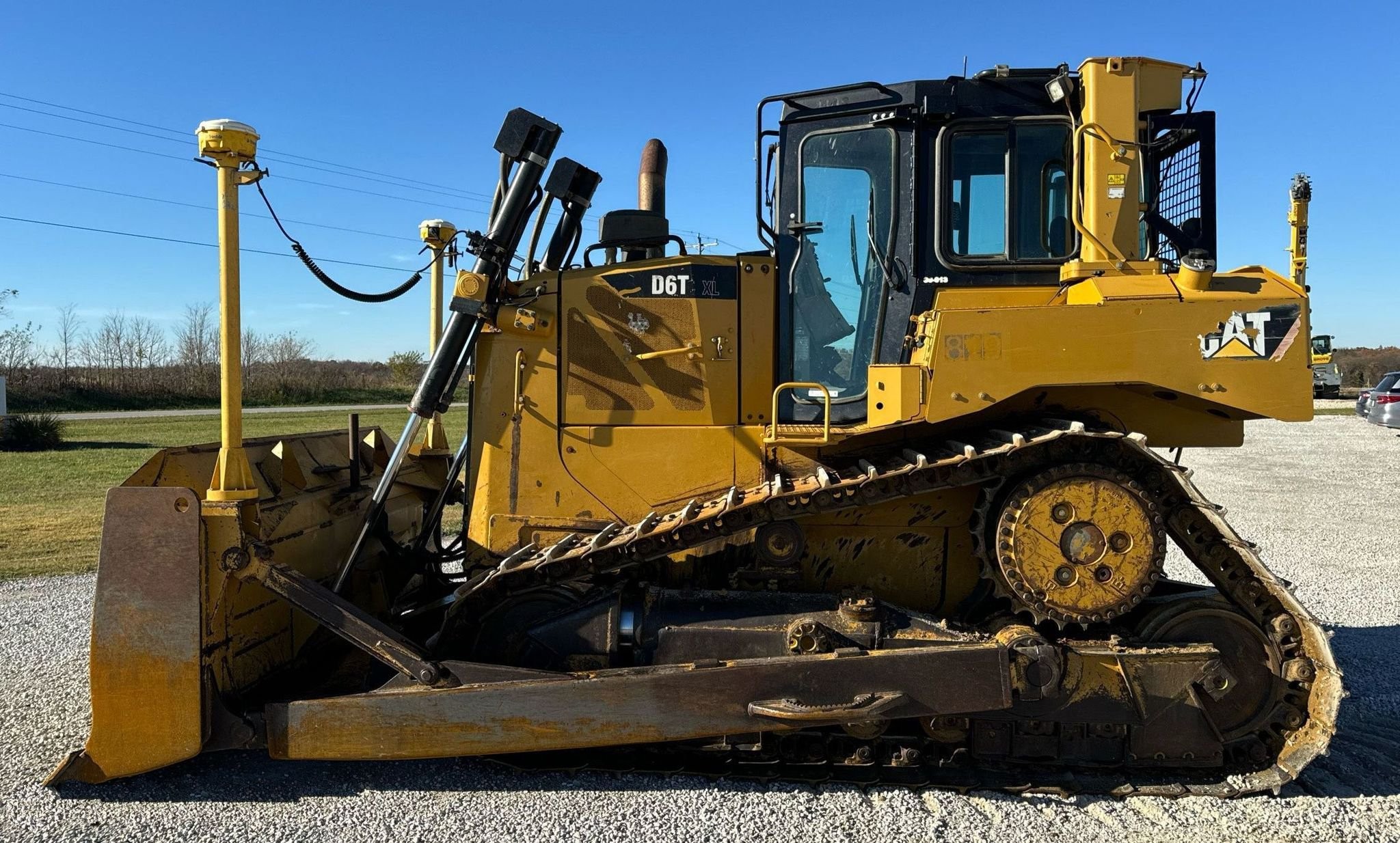 gallery 2011 Caterpillar D6T XL dozer
