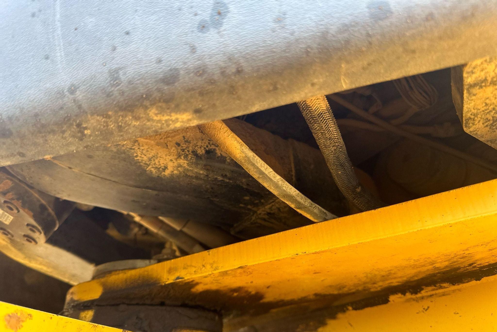 gallery 2006 John Deere 844J wheel loader