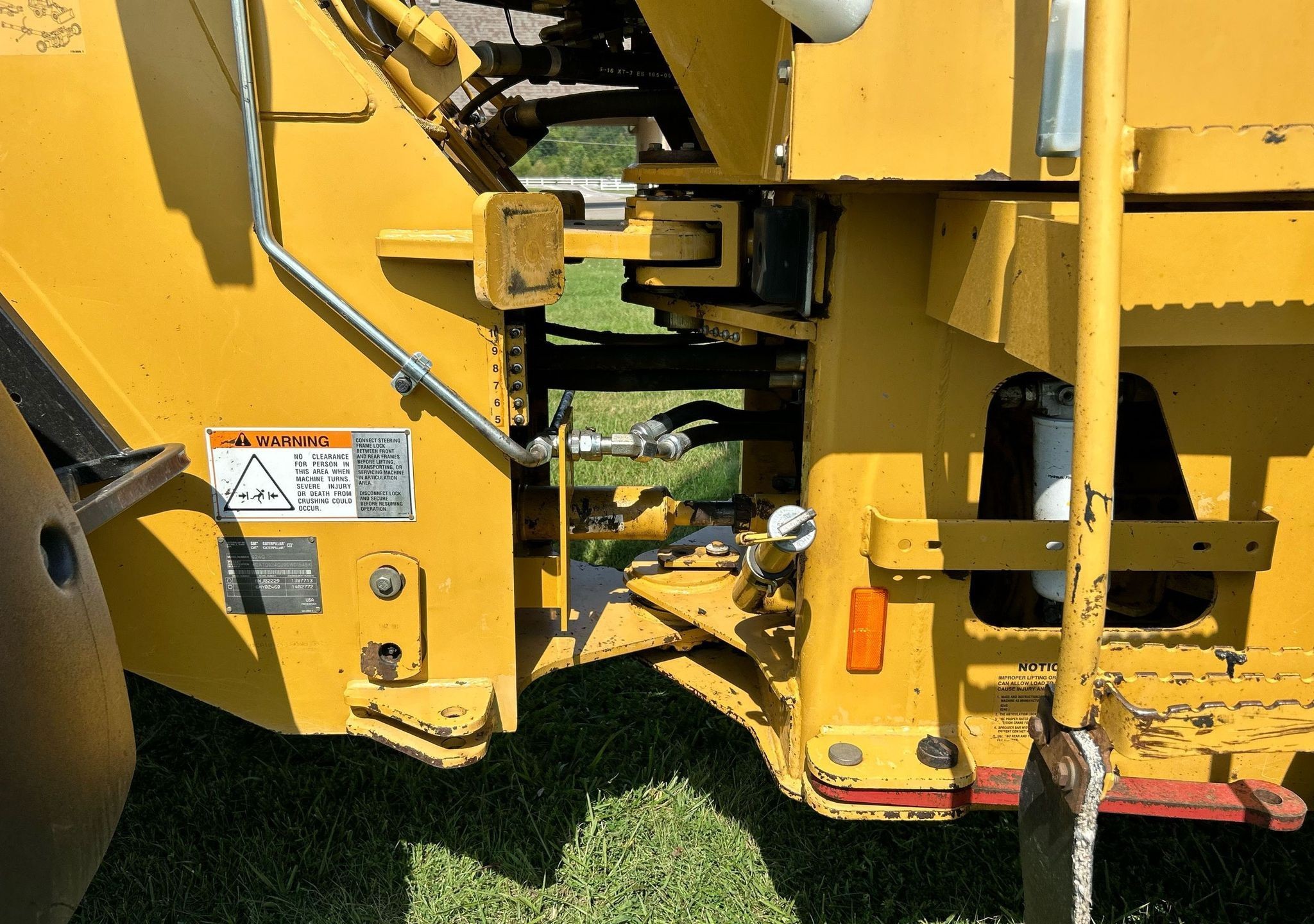 gallery 2001 Caterpillar 924G wheel loader