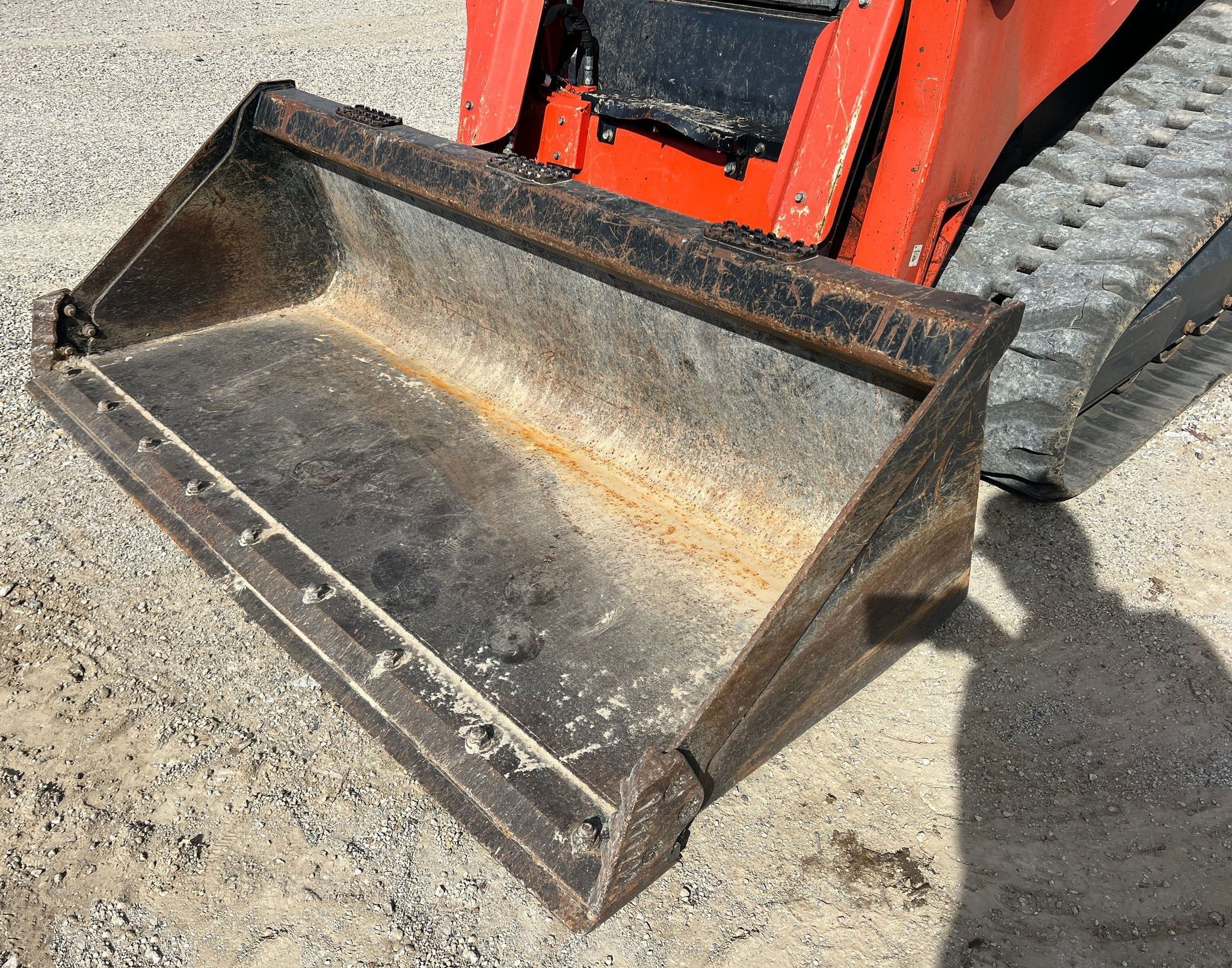 gallery 2021 Kubota SVL95-2s tracked skid steer loader