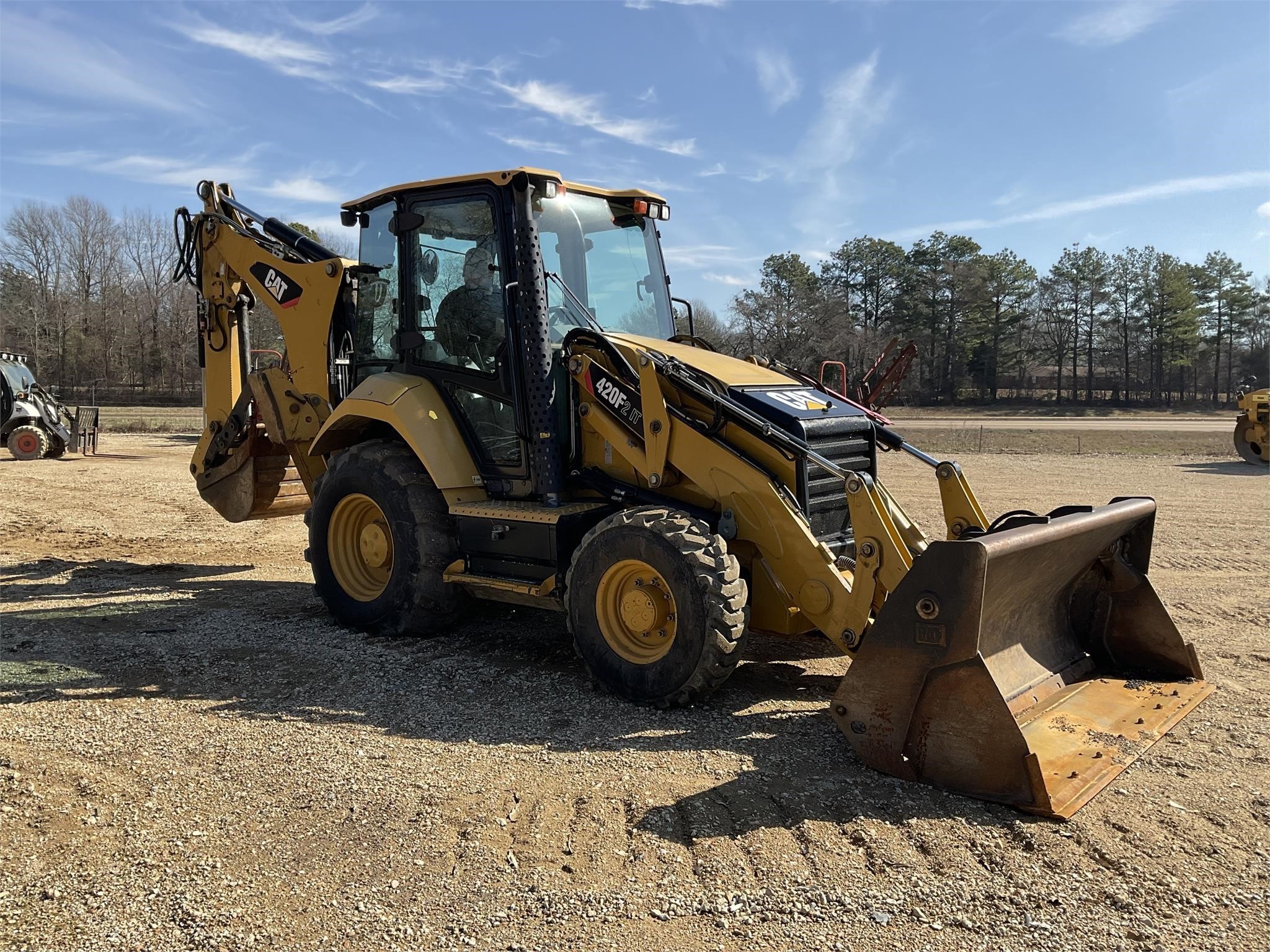 gallery 2016 CATERPILLAR 420F2 IT
